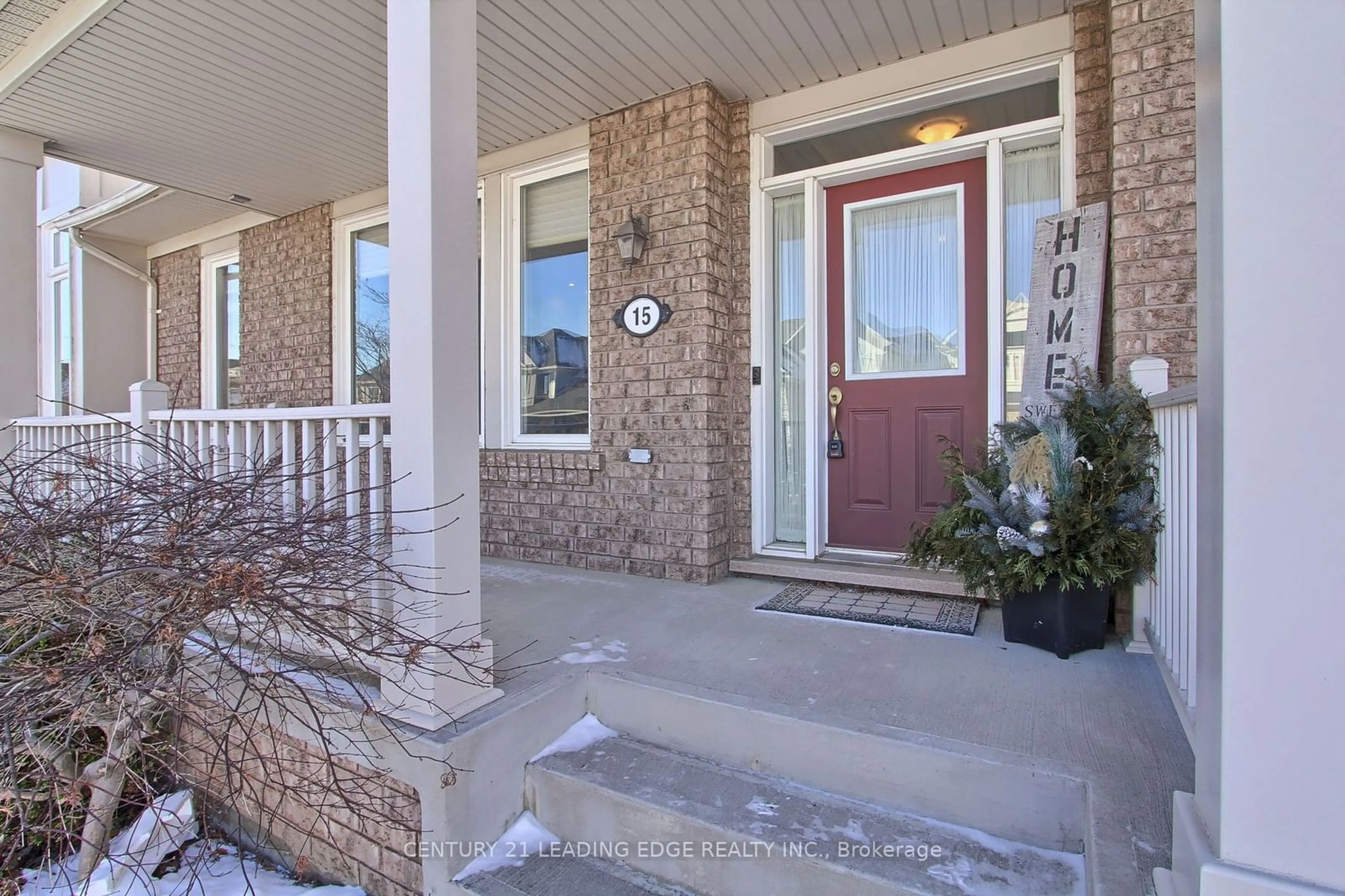 Indoor entryway for 15 Stephensbrook Circ, Whitchurch-Stouffville Ontario L4A 0G4