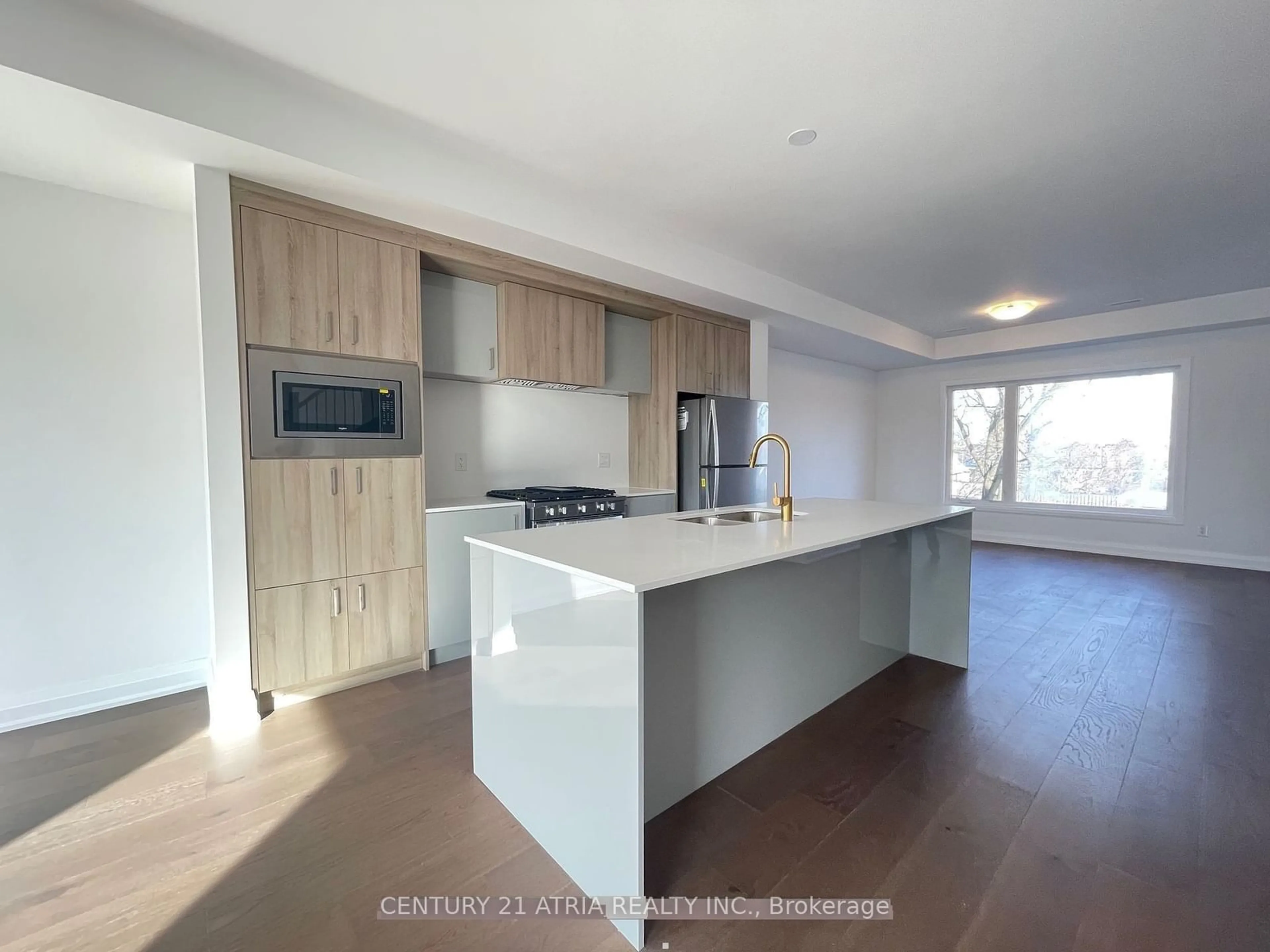 Open concept kitchen, unknown for 37 Persica St, Richmond Hill Ontario L4E 2T3