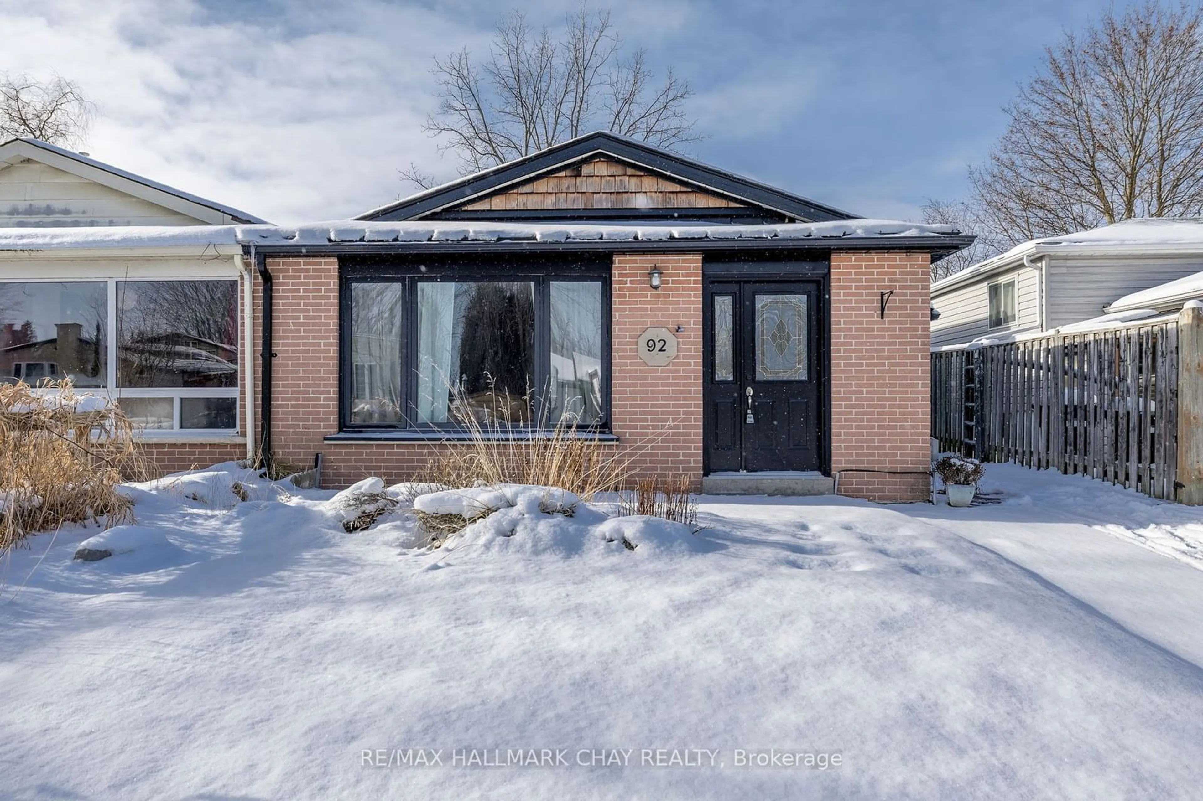 Home with brick exterior material, street for 92 Walkem Dr, New Tecumseth Ontario L0G 1W0