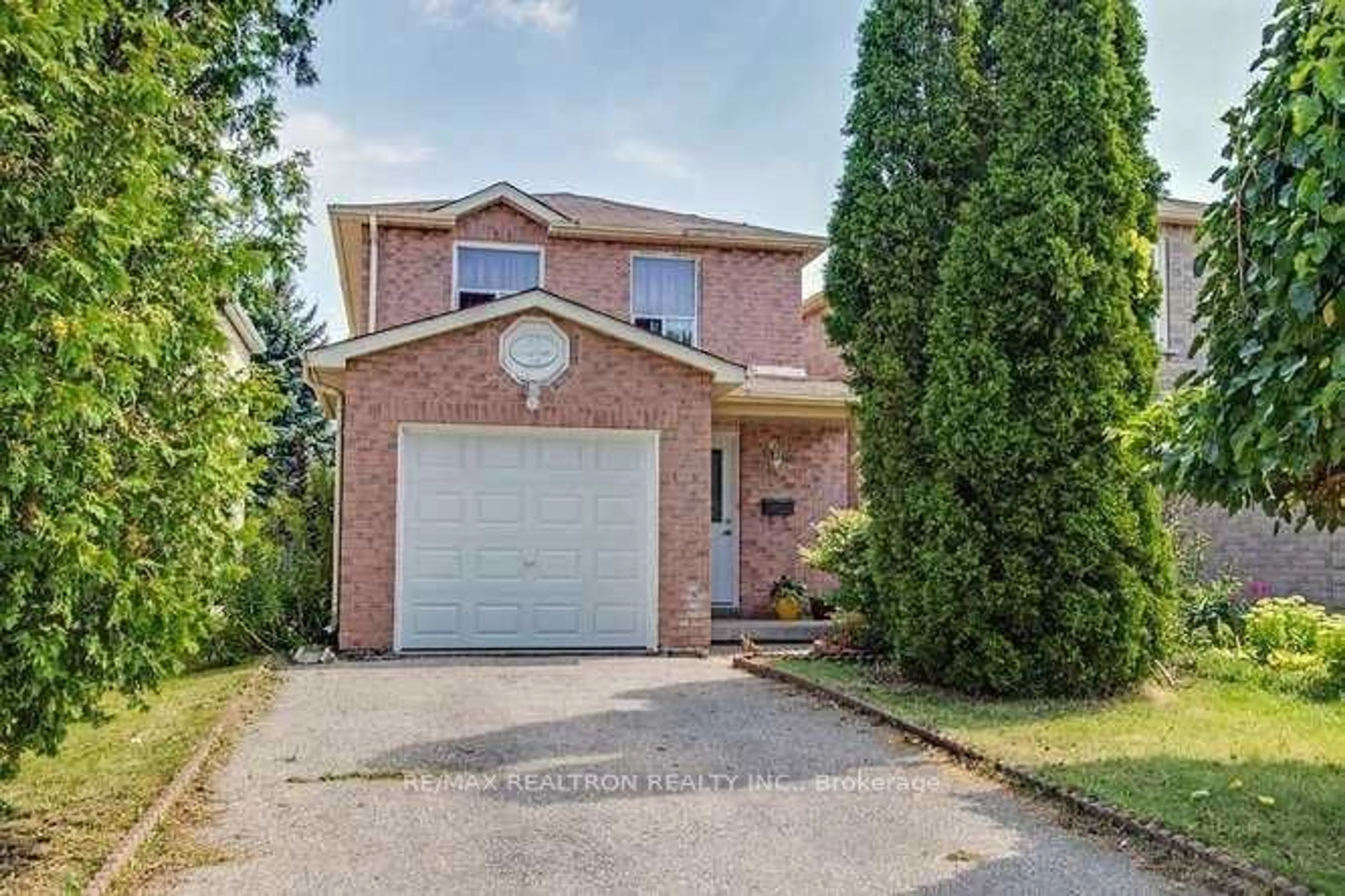 Home with brick exterior material, street for 42 Galbraith Cres, Markham Ontario L3S 1K1