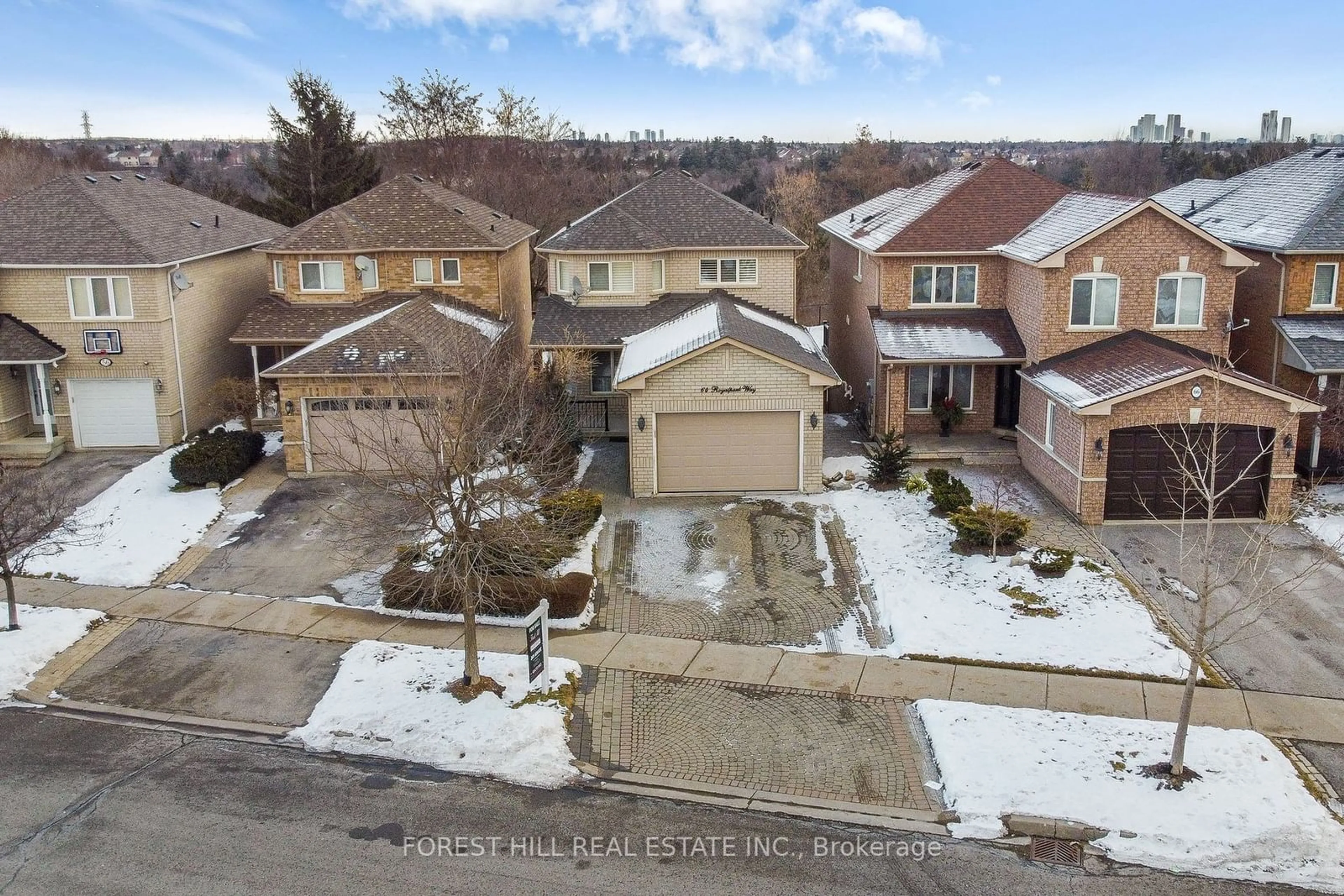 A pic from outside/outdoor area/front of a property/back of a property/a pic from drone, street for 64 Royalpark Way, Vaughan Ontario L4H 1J5