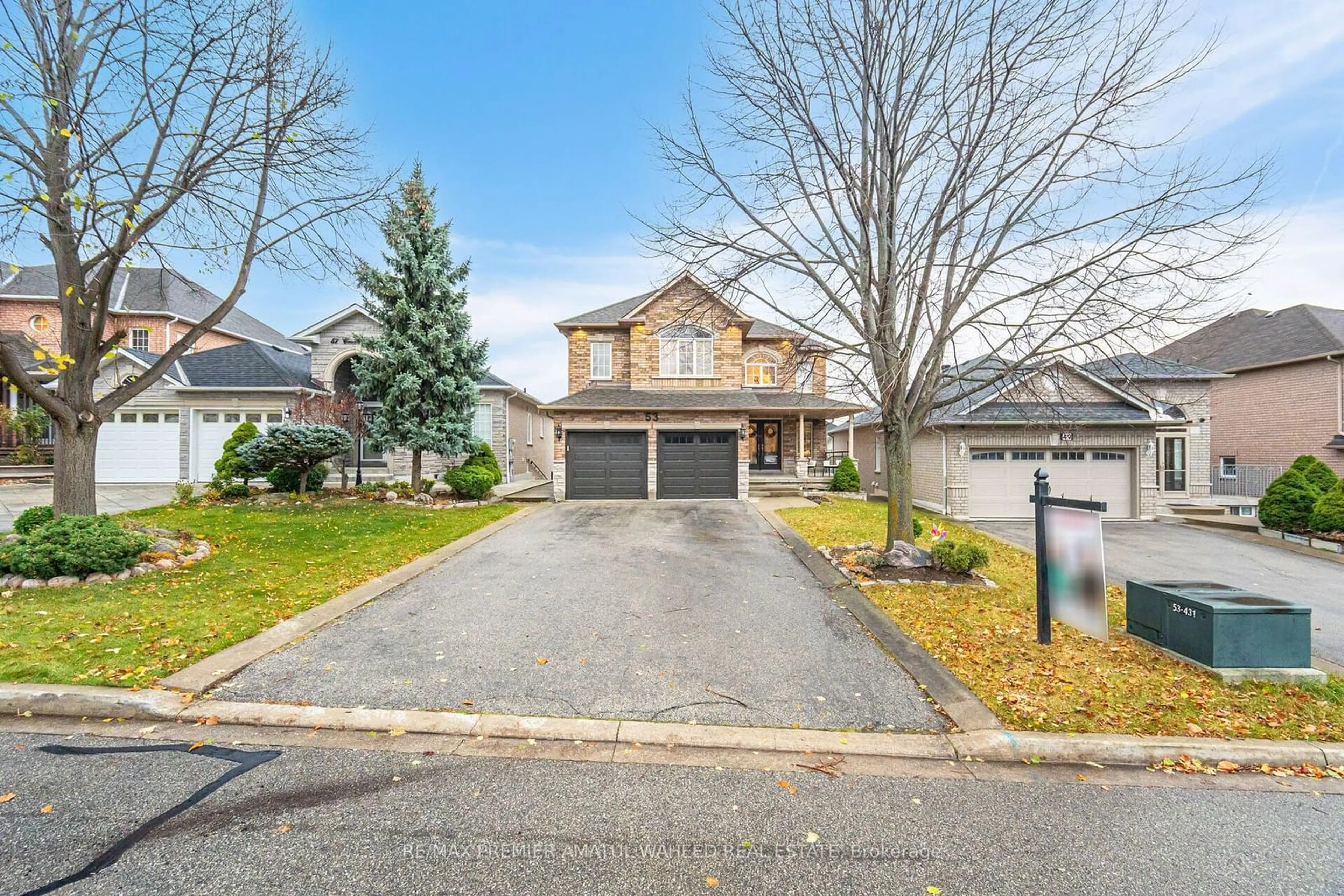 Home with brick exterior material, street for 53 Crown Cres, Vaughan Ontario L4H 1S7