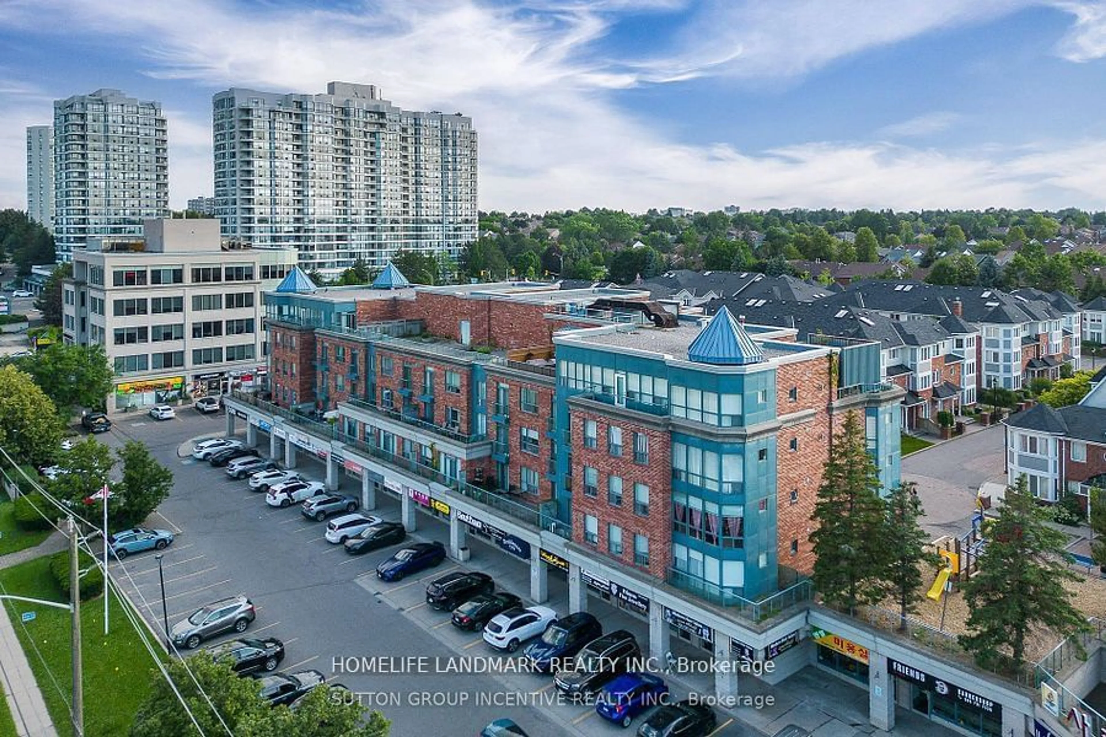 A pic from outside/outdoor area/front of a property/back of a property/a pic from drone, city buildings view from balcony for 7378 Yonge St #303, Vaughan Ontario L4J 8J1