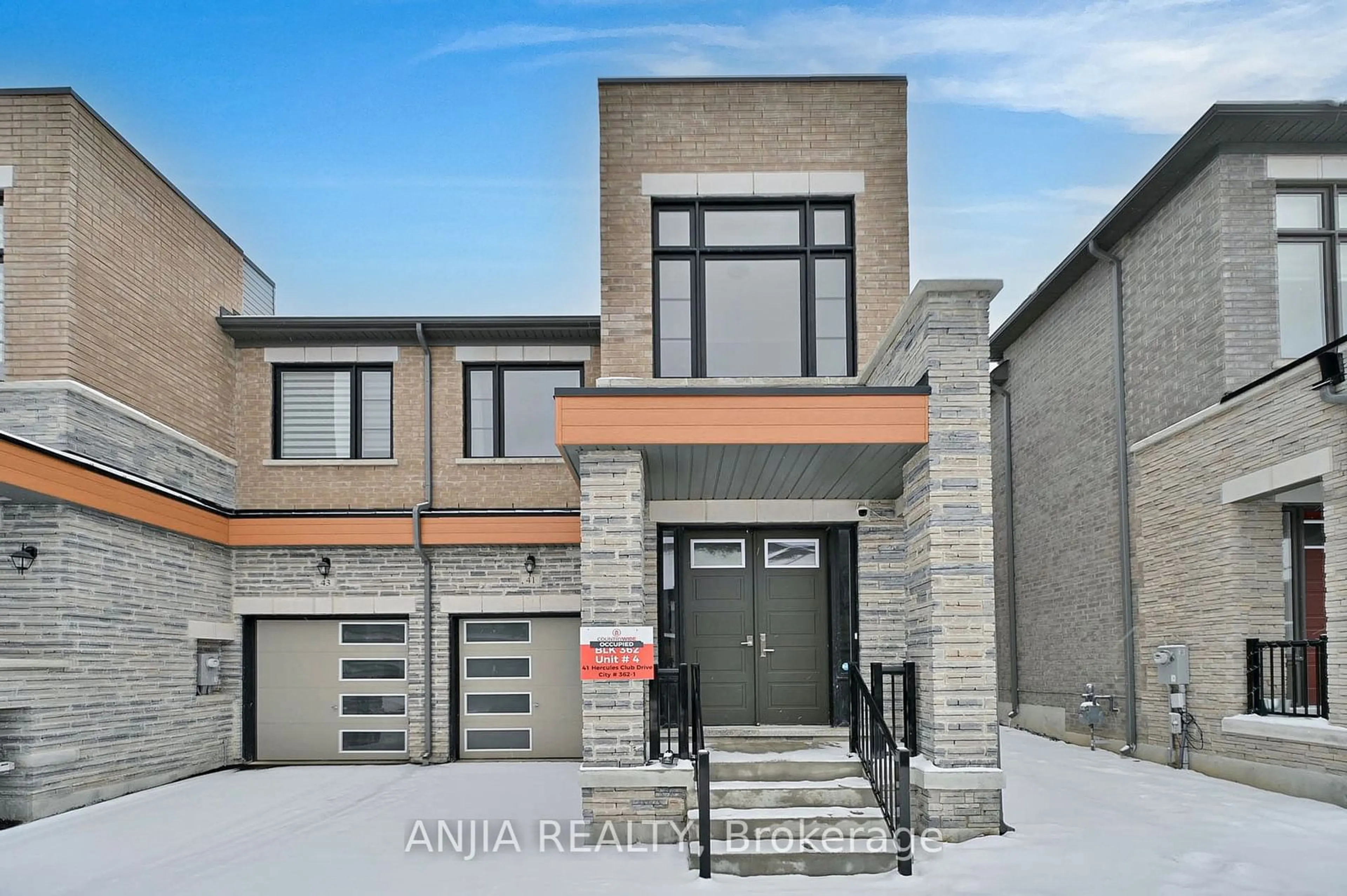 Home with brick exterior material, street for 41 Hercules Club Dr, Richmond Hill Ontario L4E 1K7