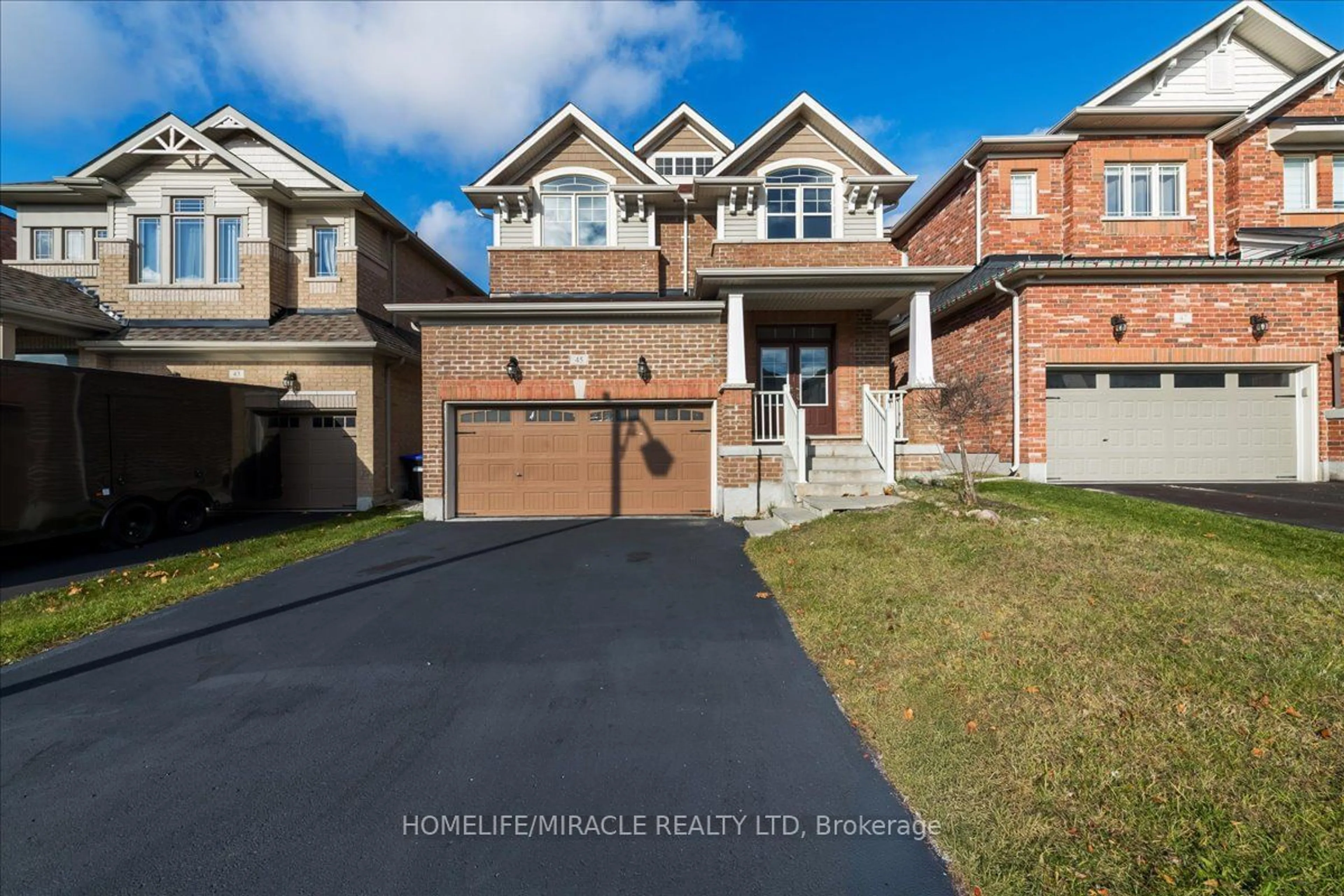 Home with brick exterior material, street for 45 Atkinson Cres, New Tecumseth Ontario L9R 0N8