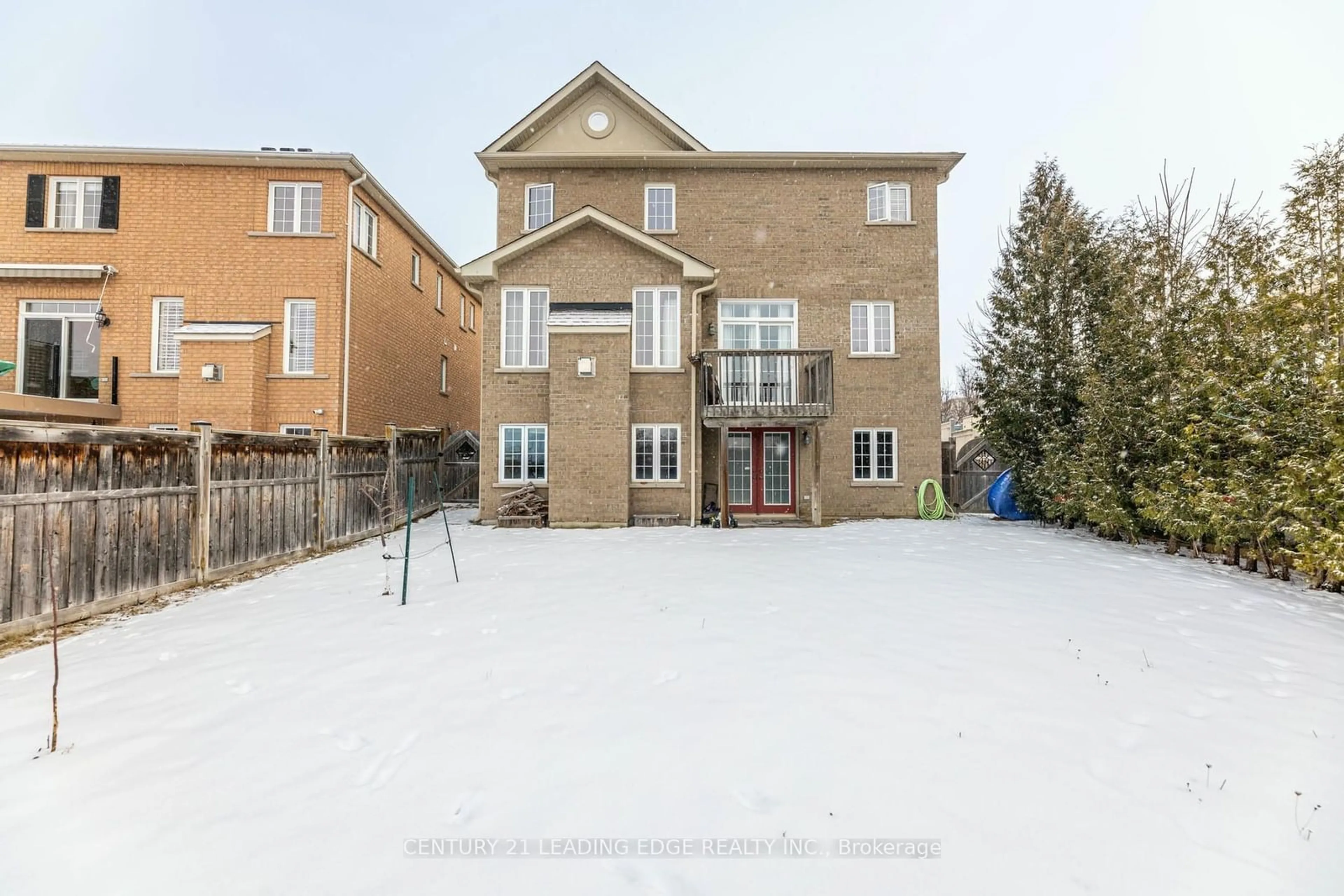 Patio, unknown for 4 Trailside Dr, Bradford West Gwillimbury Ontario L3Z 0B5