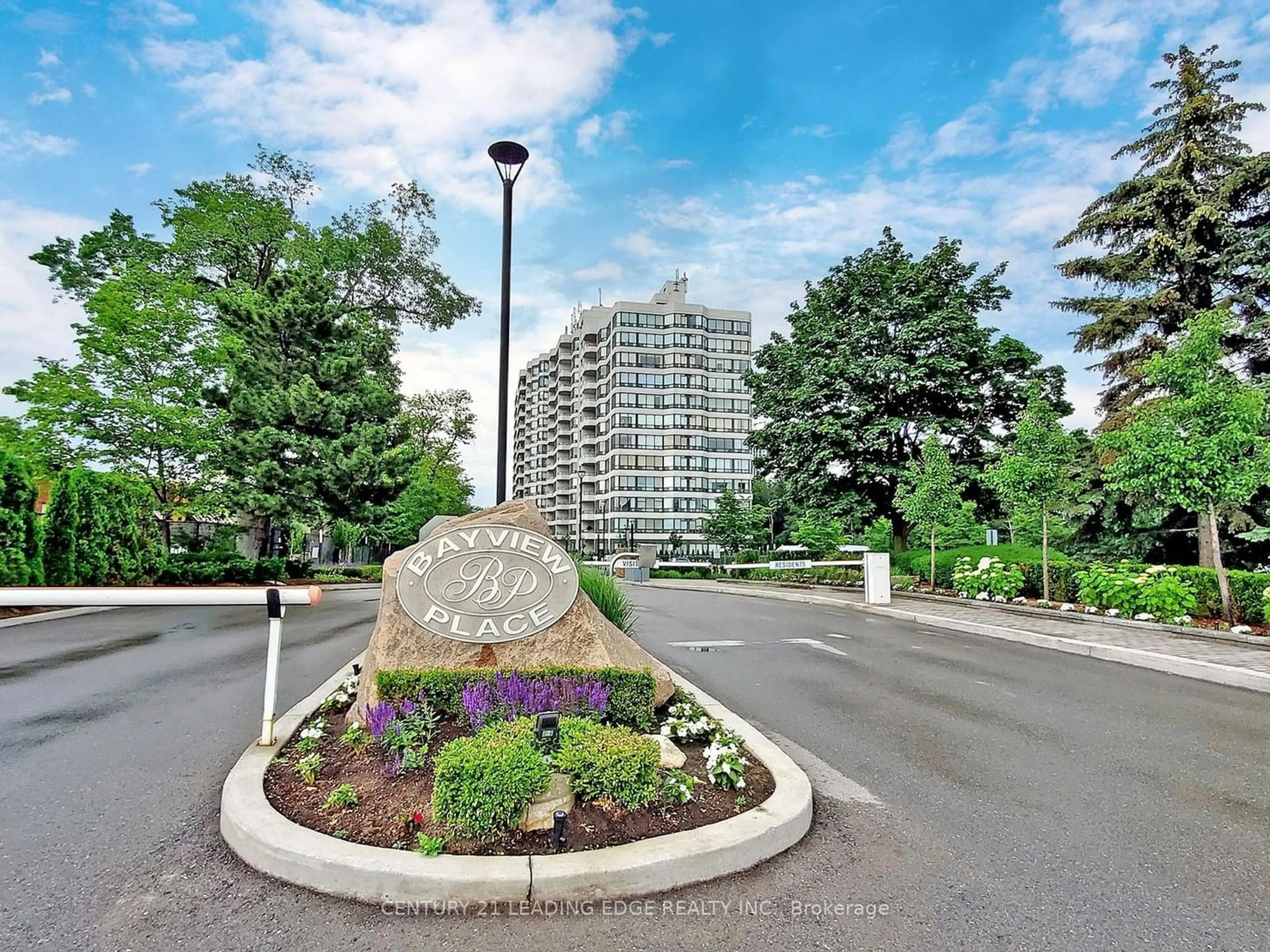 Unknown for 8501 Bayview Ave #808, Richmond Hill Ontario L4B 3J7