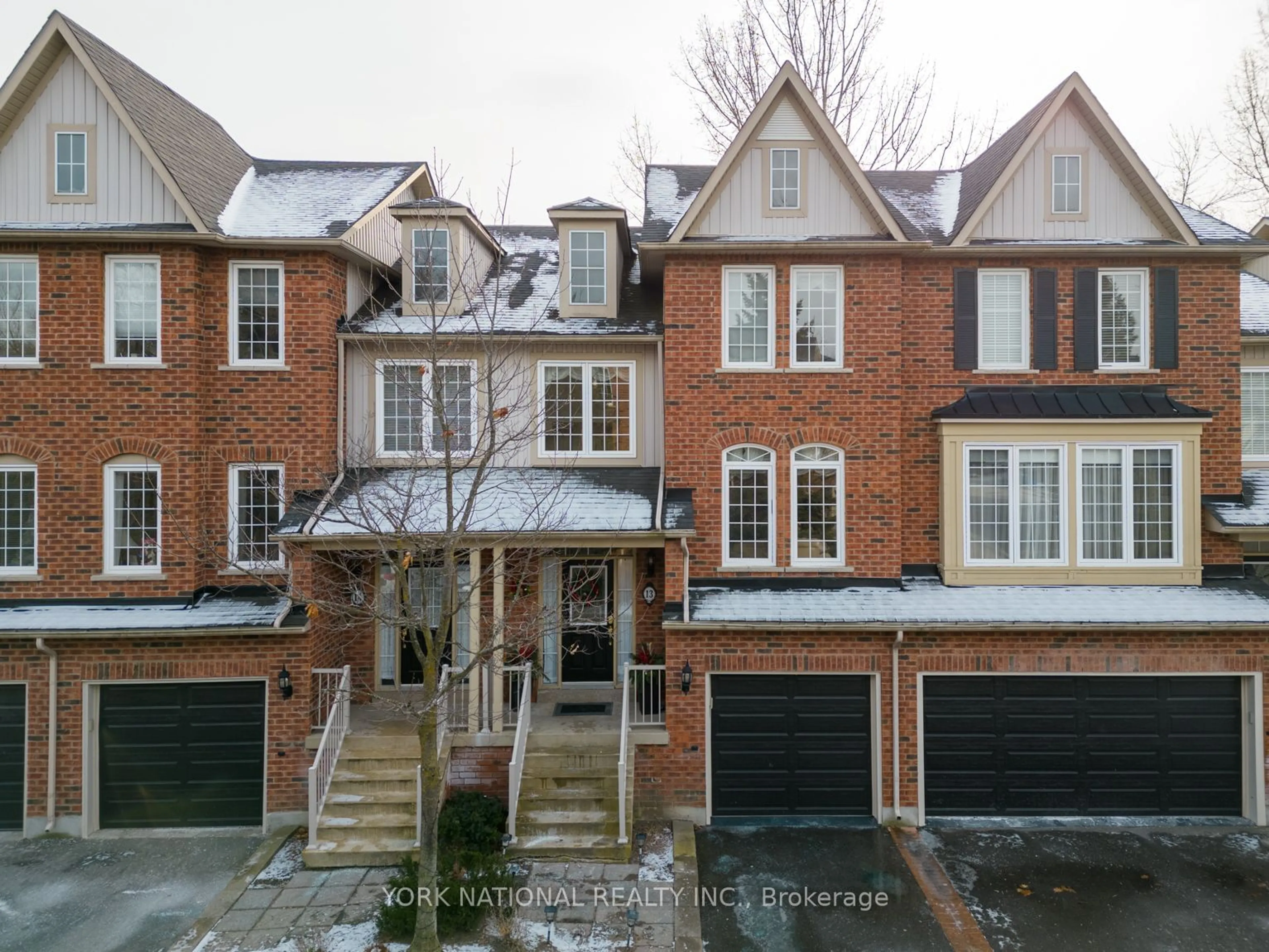 Home with brick exterior material, street for 100 Elgin Mills #13 Rd, Richmond Hill Ontario L4C 0R6