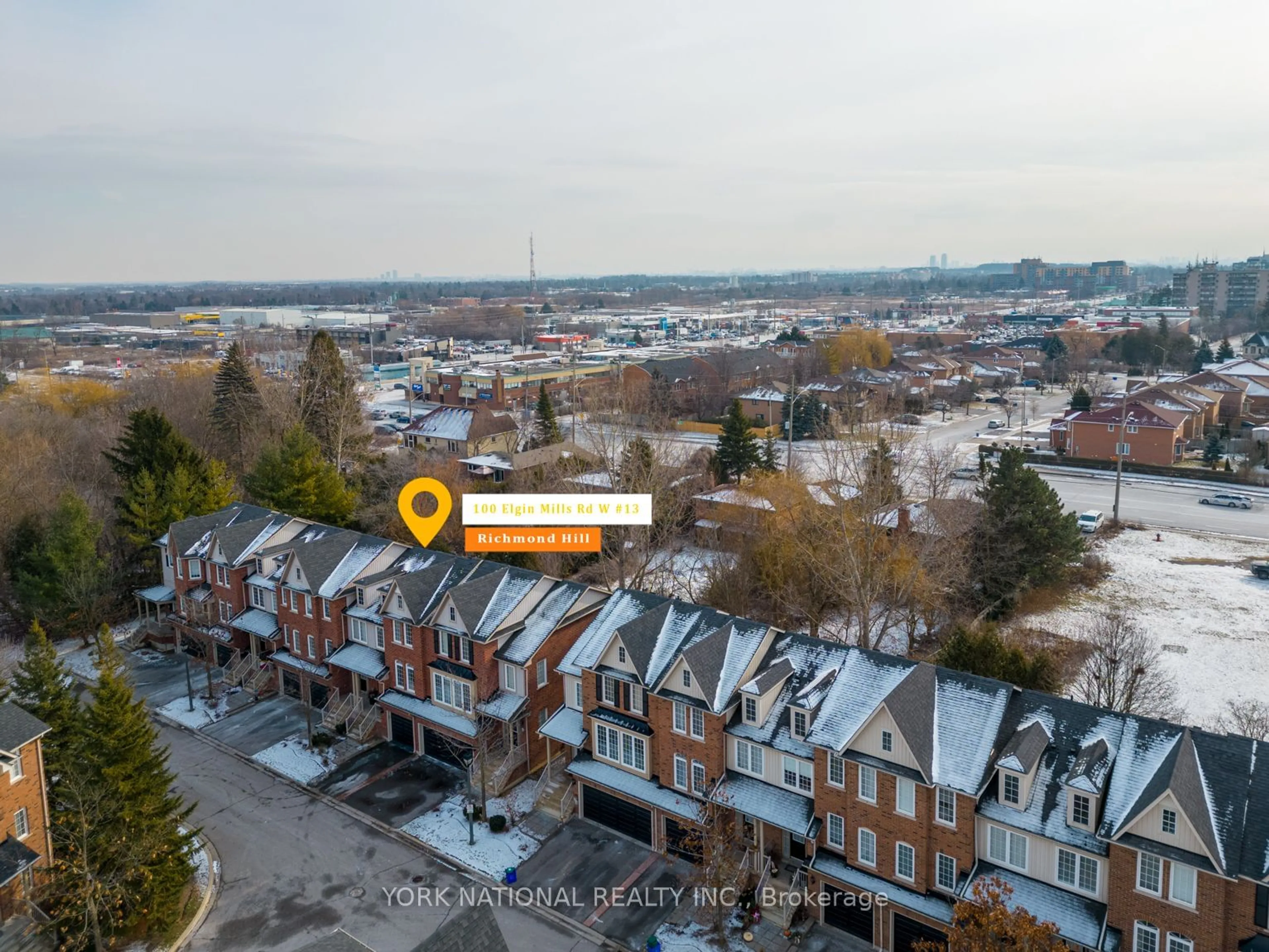 A pic from outside/outdoor area/front of a property/back of a property/a pic from drone, city buildings view from balcony for 100 Elgin Mills #13 Rd, Richmond Hill Ontario L4C 0R6