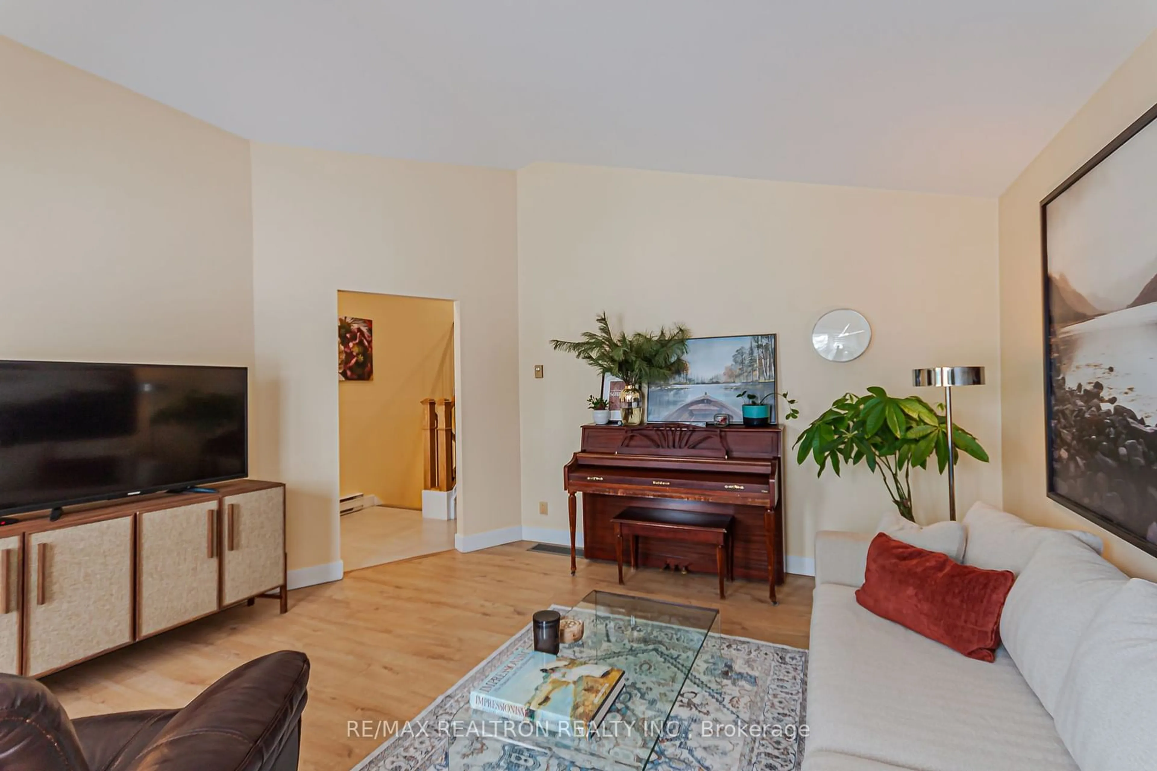 Living room with furniture, unknown for 12 Lynn Cres, Brock Ontario L0E 1E0