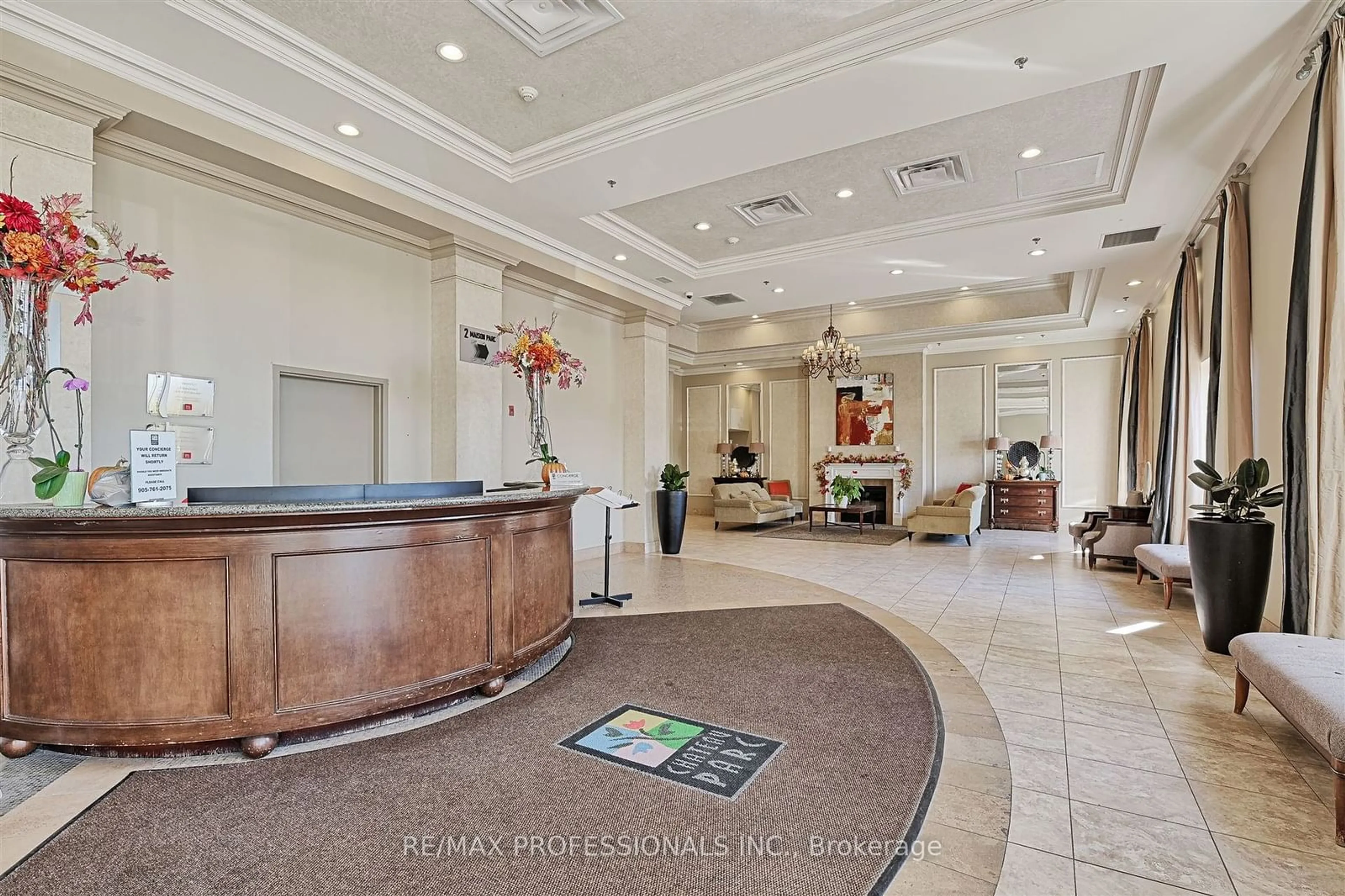 Lobby for 8 Maison Parc Crt #217, Vaughan Ontario L4J 9K5