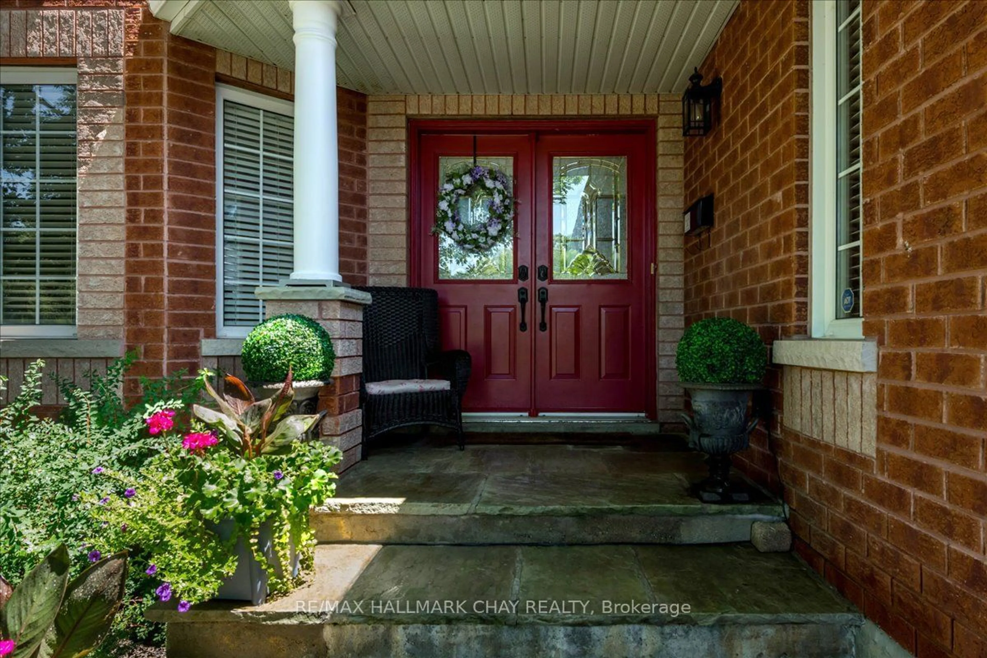 Indoor entryway for 2327 JACK Cres, Innisfil Ontario L9S 2C7