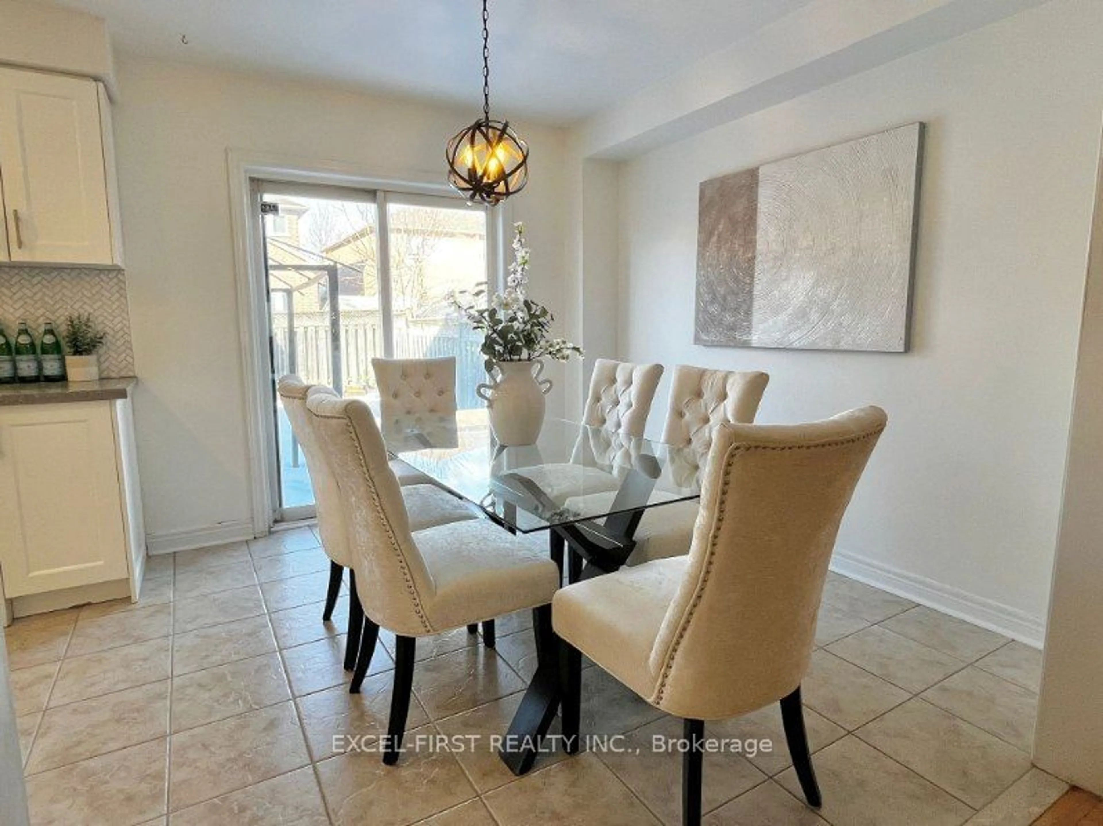 Dining room, ceramic/tile floor for 42 Sarno St, Vaughan Ontario L4H 1X6