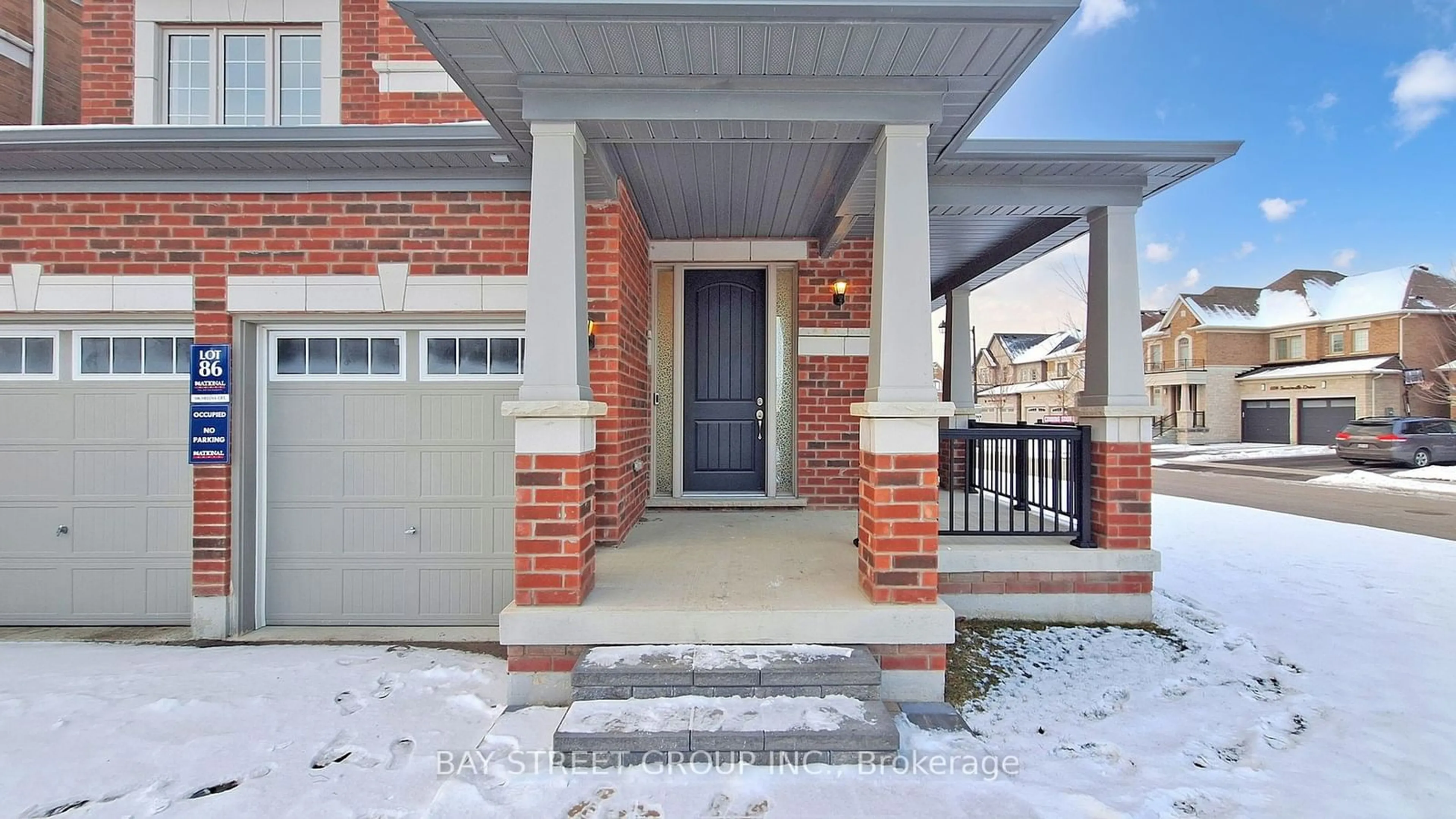 Home with brick exterior material, street for 106 HELENA Crt, Newmarket Ontario L3X 0K2