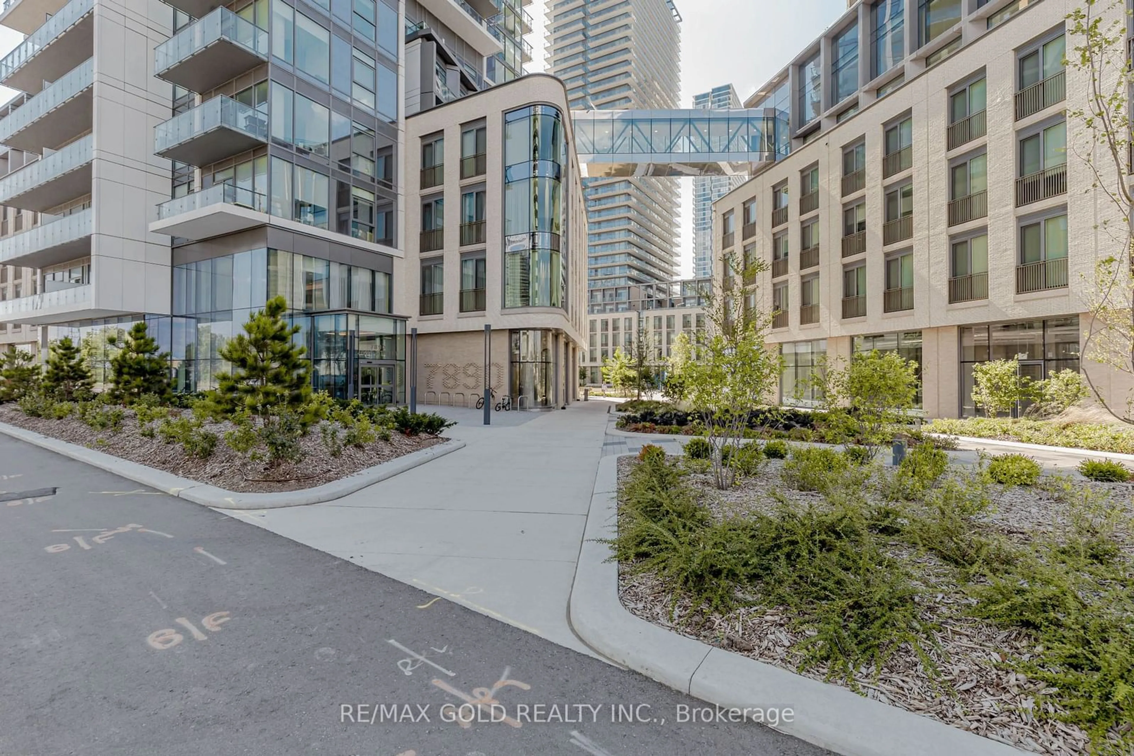 Patio, city buildings view from balcony for 7890 Jane St #PH 11, Vaughan Ontario L4K 0K9