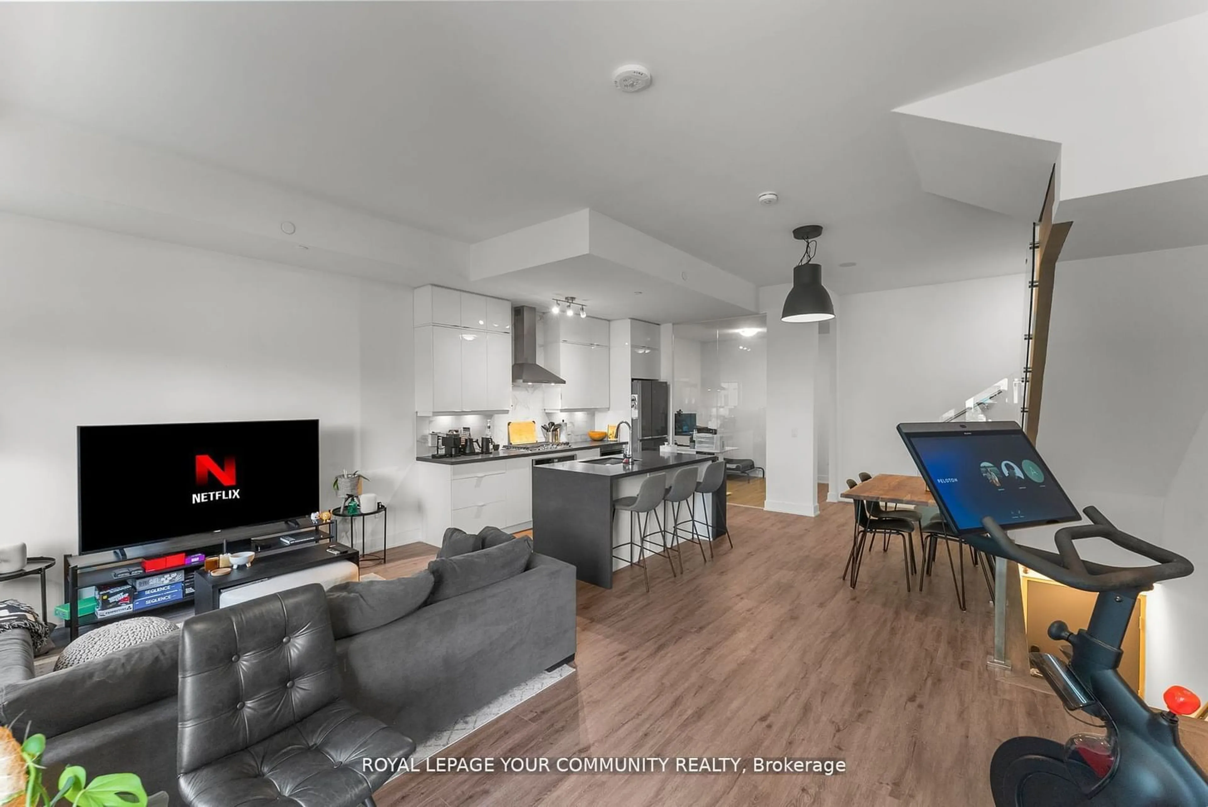 Open concept kitchen, unknown for 11750 Ninth Line #120B, Whitchurch-Stouffville Ontario L4A 5G1