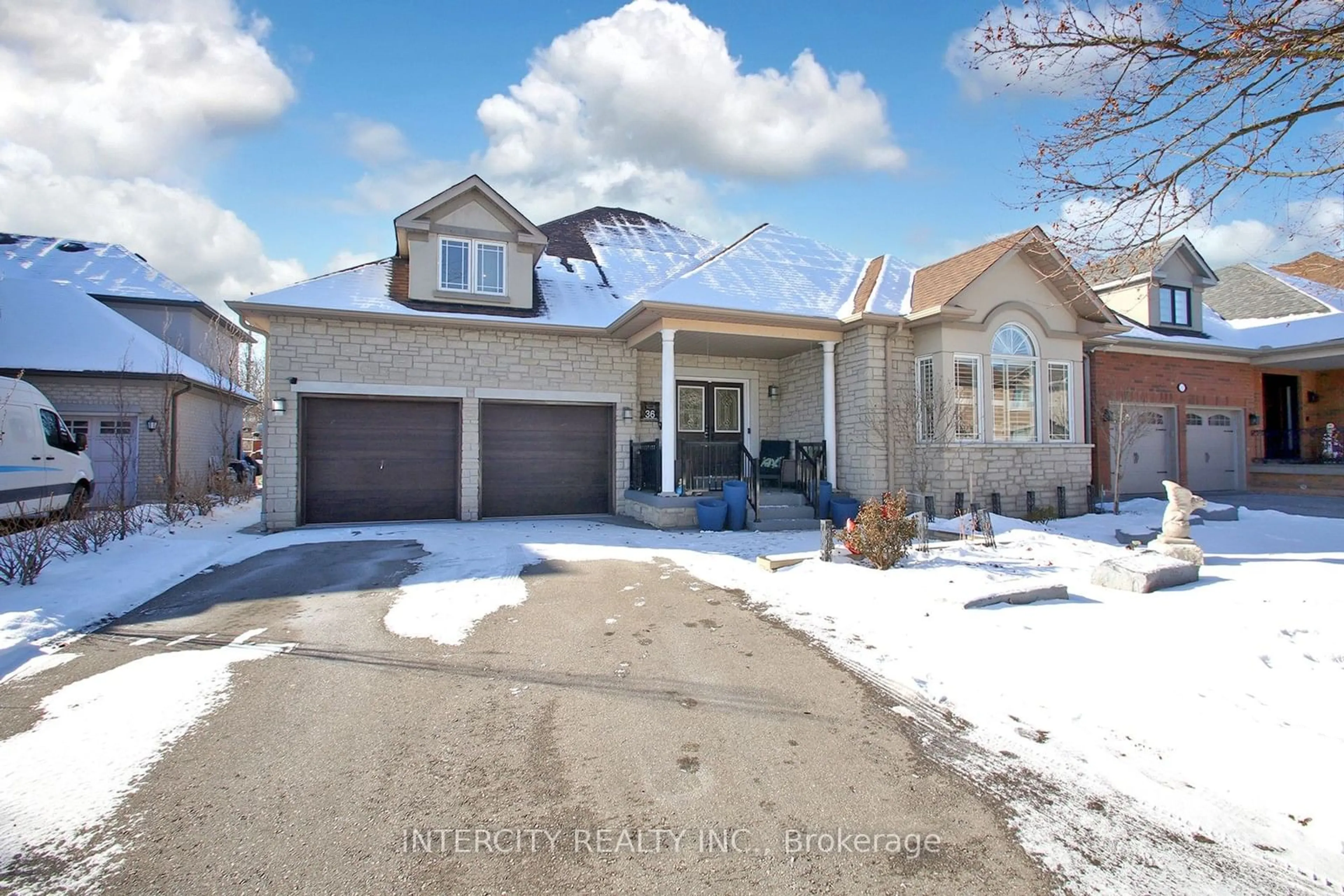 Unknown for 36 Woodland Trail Crt, Vaughan Ontario L4L 9H9