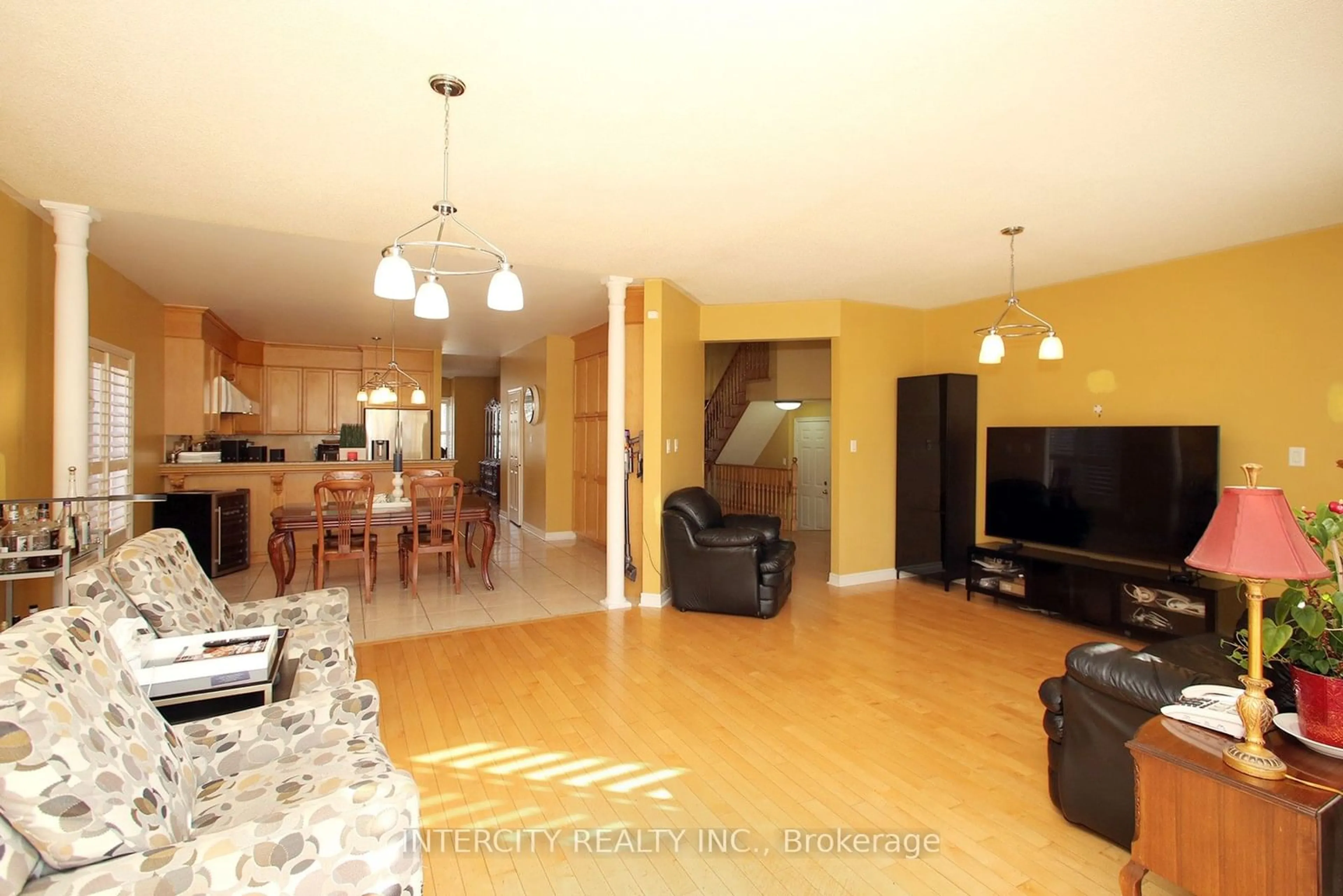 Unknown for 36 Woodland Trail Crt, Vaughan Ontario L4L 9H9