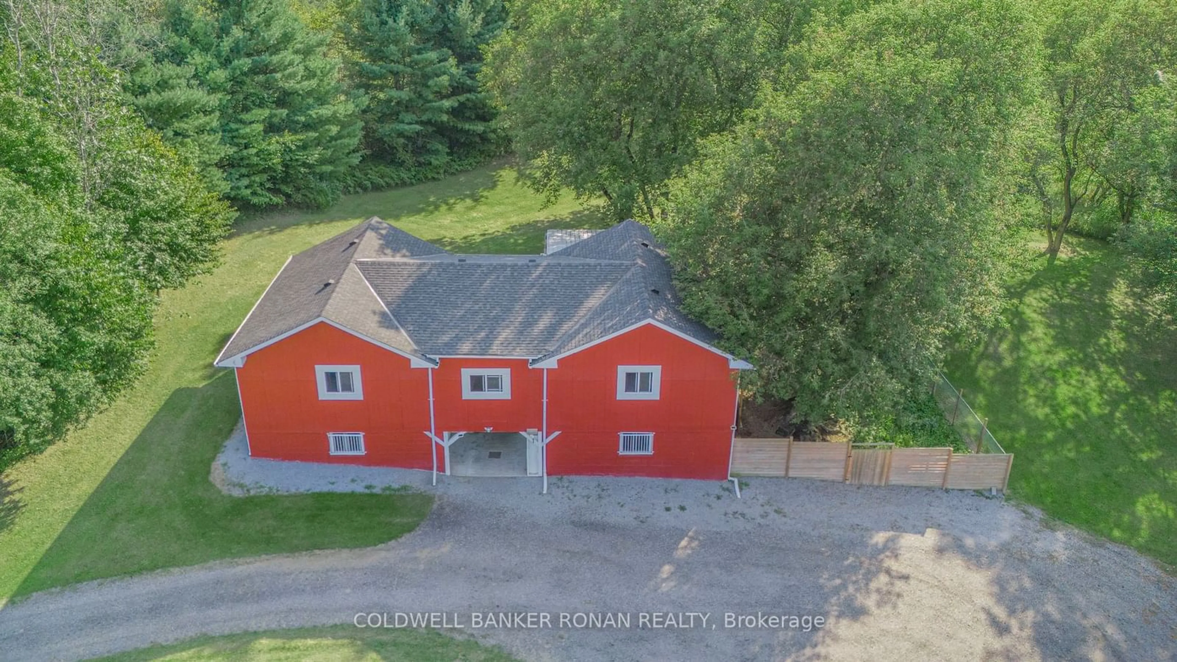 A pic from outside/outdoor area/front of a property/back of a property/a pic from drone, building for 1370 Concession Rd 8, Adjala-Tosorontio Ontario L0G 1W0