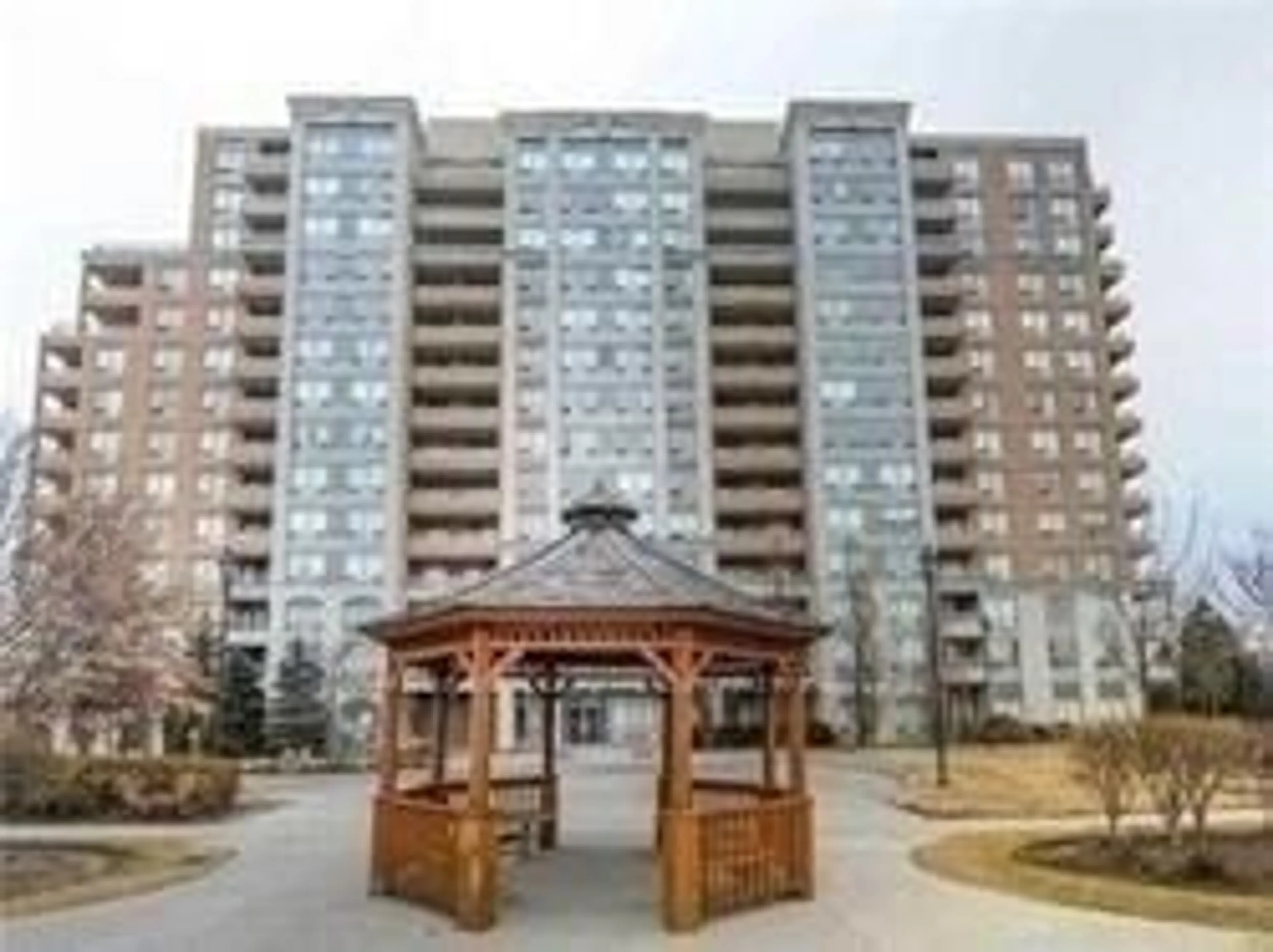 Unknown for 29 Northern Heights Dr #415, Richmond Hill Ontario L4B 4L8