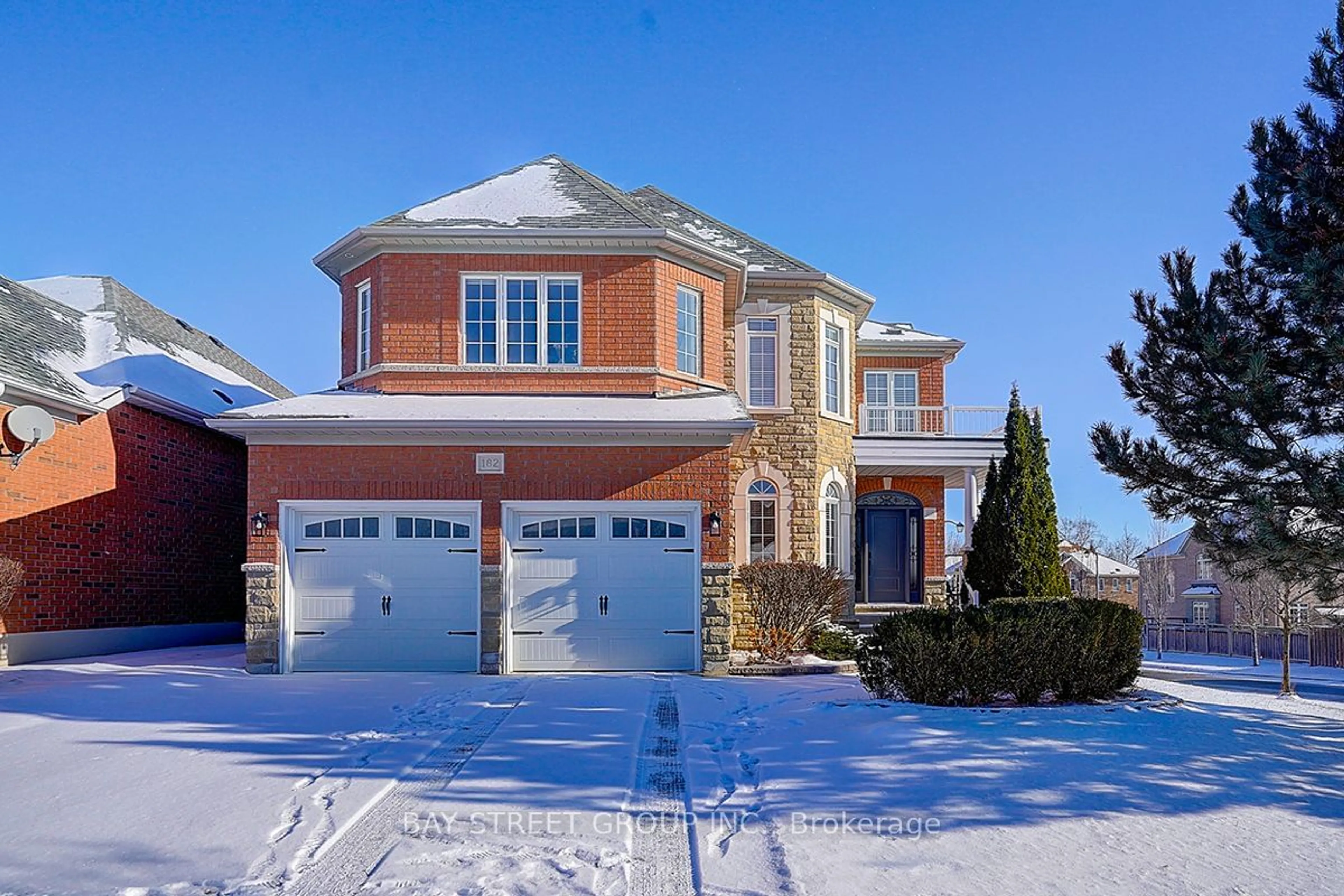 Home with brick exterior material, street for 182 Jefferson Forest Dr, Richmond Hill Ontario L4E 4J4