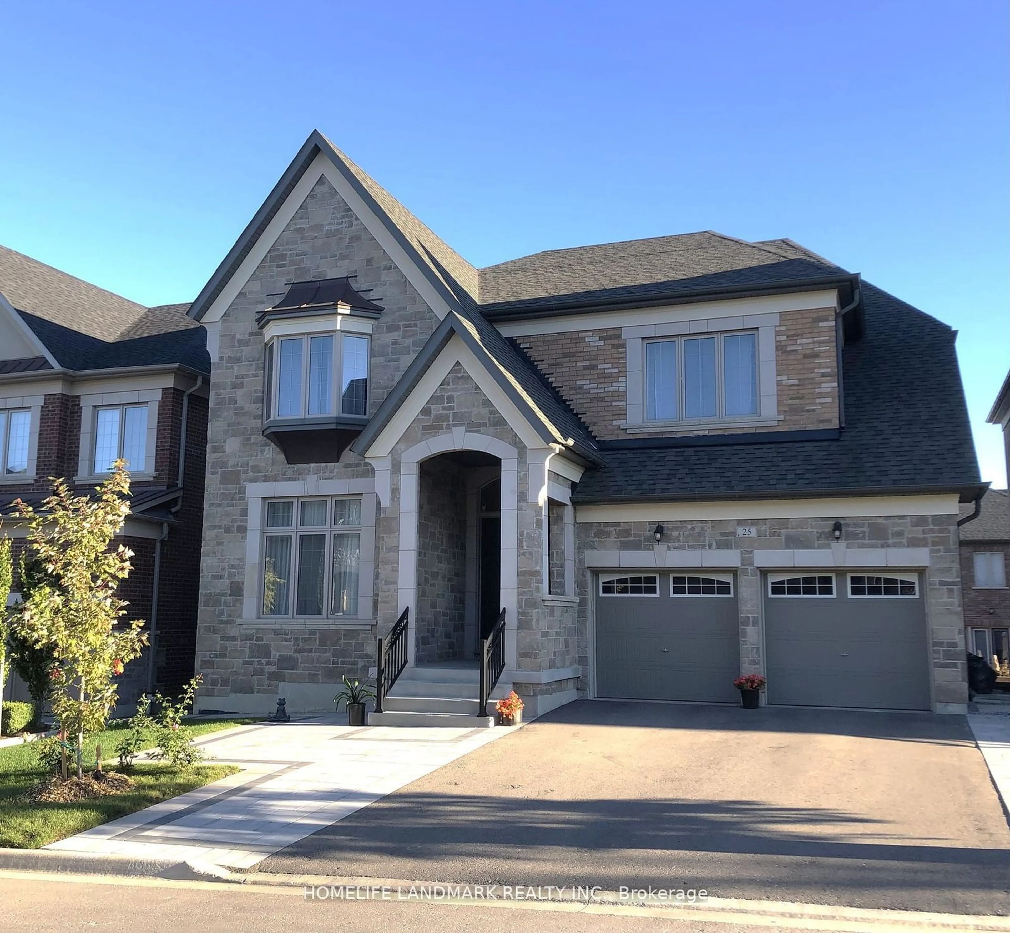 Home with brick exterior material, street for 25 Mower Ave, Vaughan Ontario L6A 4X1