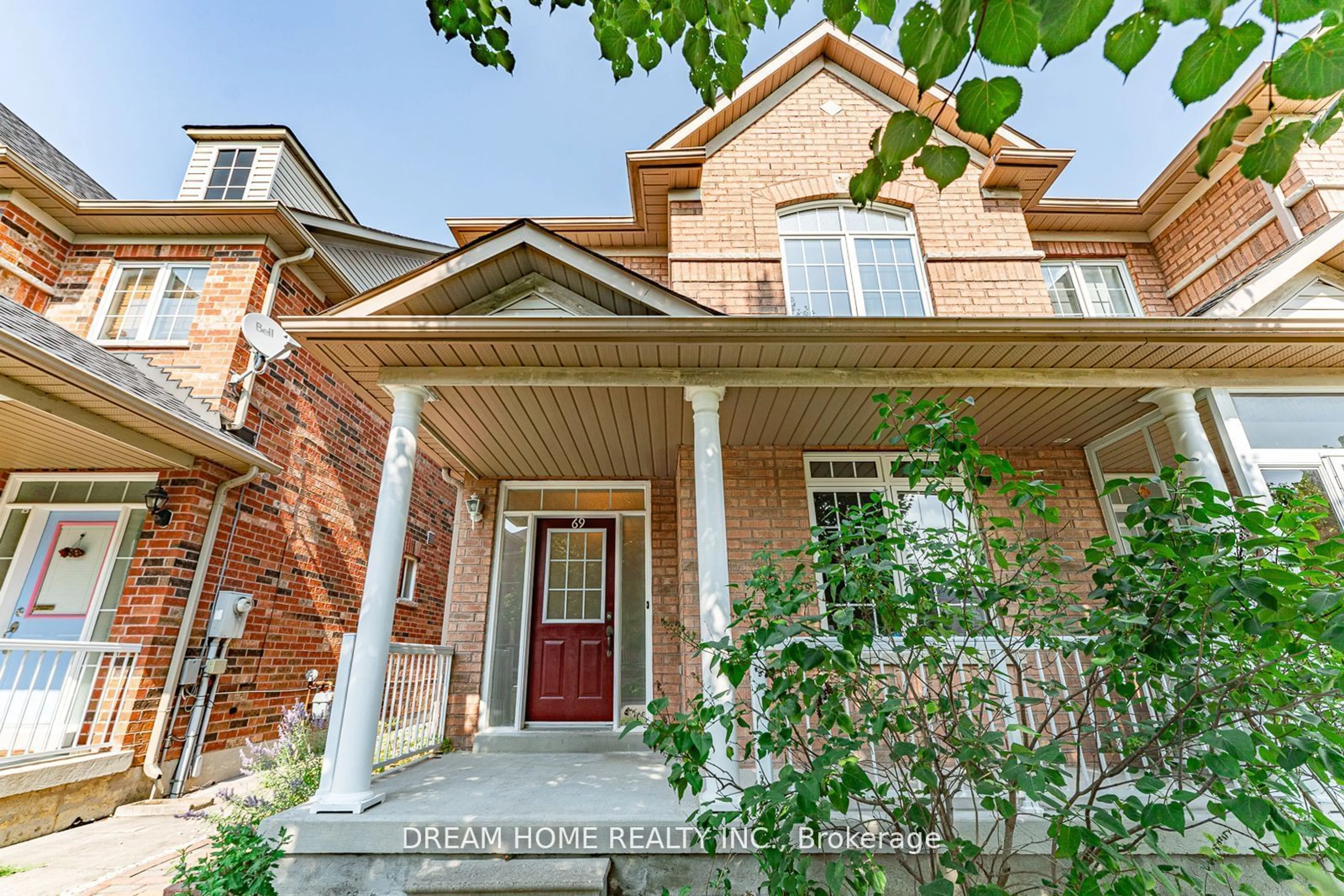 Home with brick exterior material, street for 69 Omega St, Markham Ontario L6E 1P2