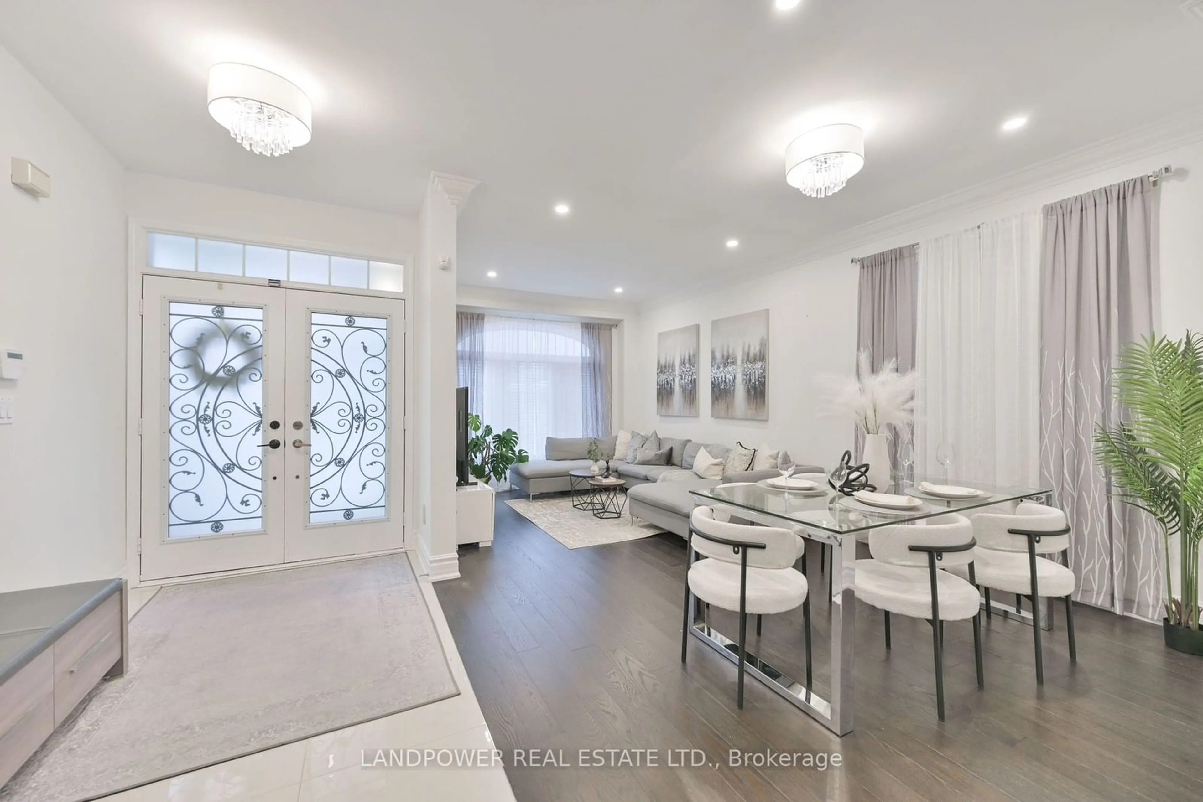 Dining room, unknown for 6 Tower Bridge Cres, Markham Ontario L6C 2M8