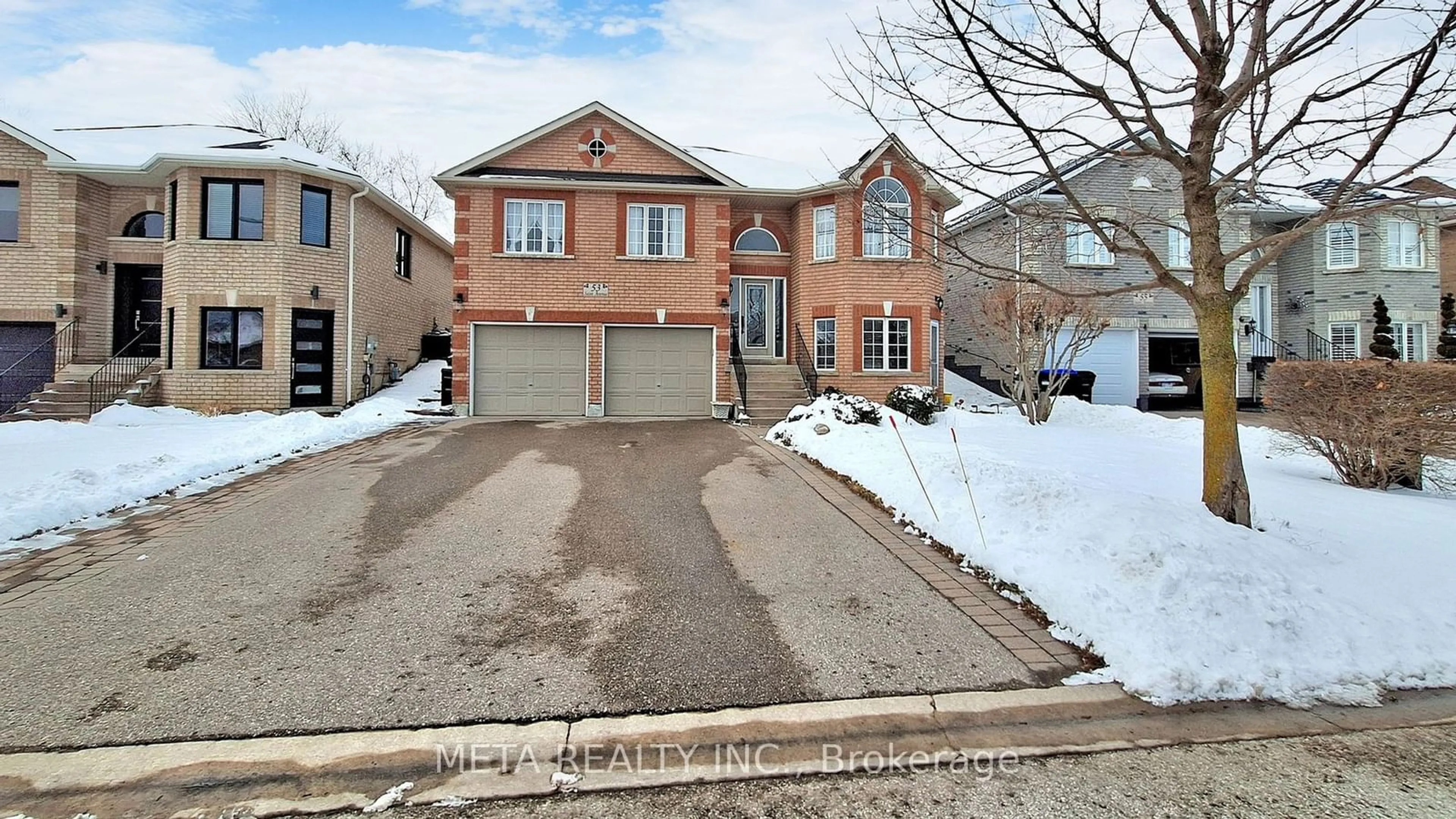 Home with brick exterior material, street for 53 Saint Ave, Bradford West Gwillimbury Ontario L3Z 3H7