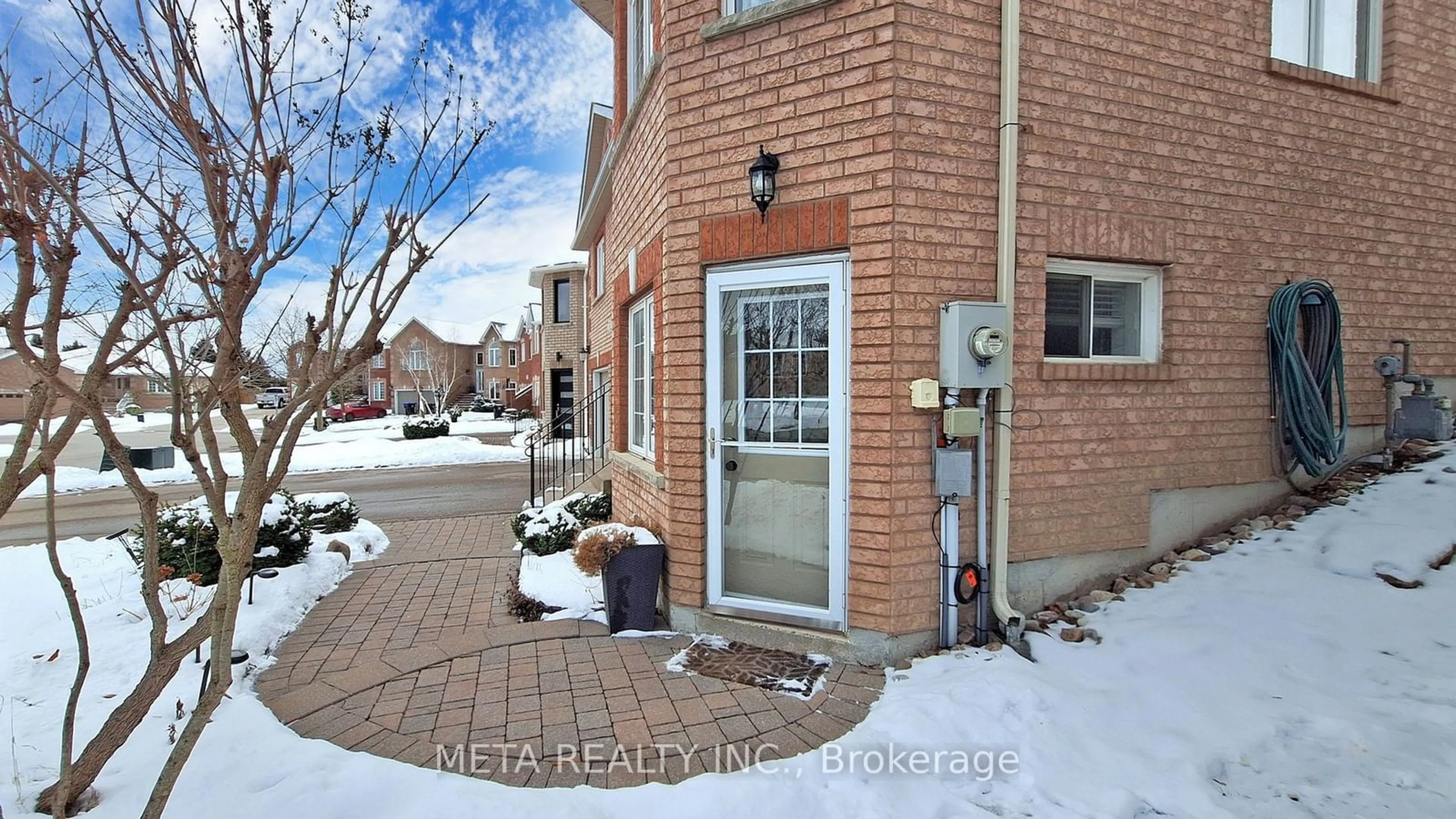 Unknown for 53 Saint Ave, Bradford West Gwillimbury Ontario L3Z 3H7