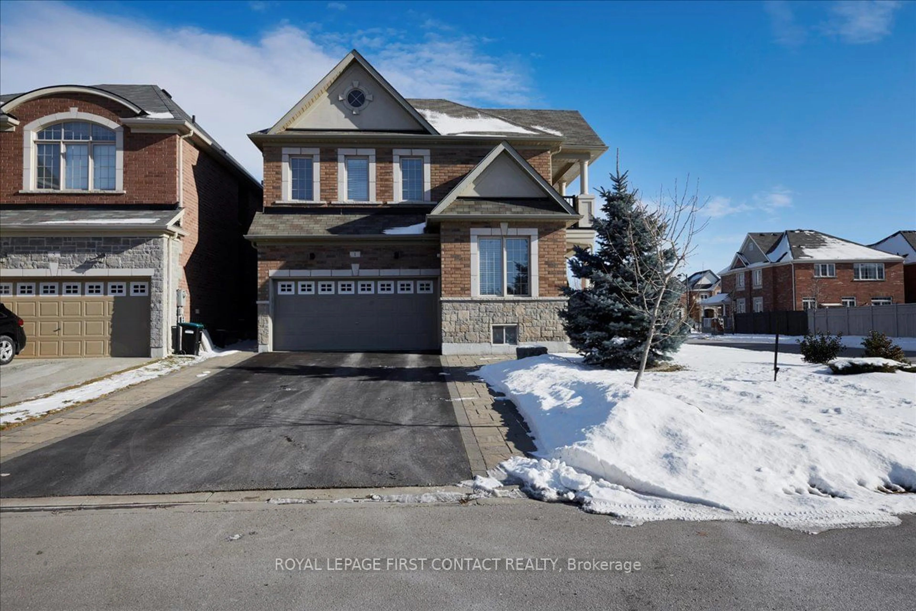 Home with brick exterior material, street for 1 Kidd St, Bradford West Gwillimbury Ontario L3Z 0V5