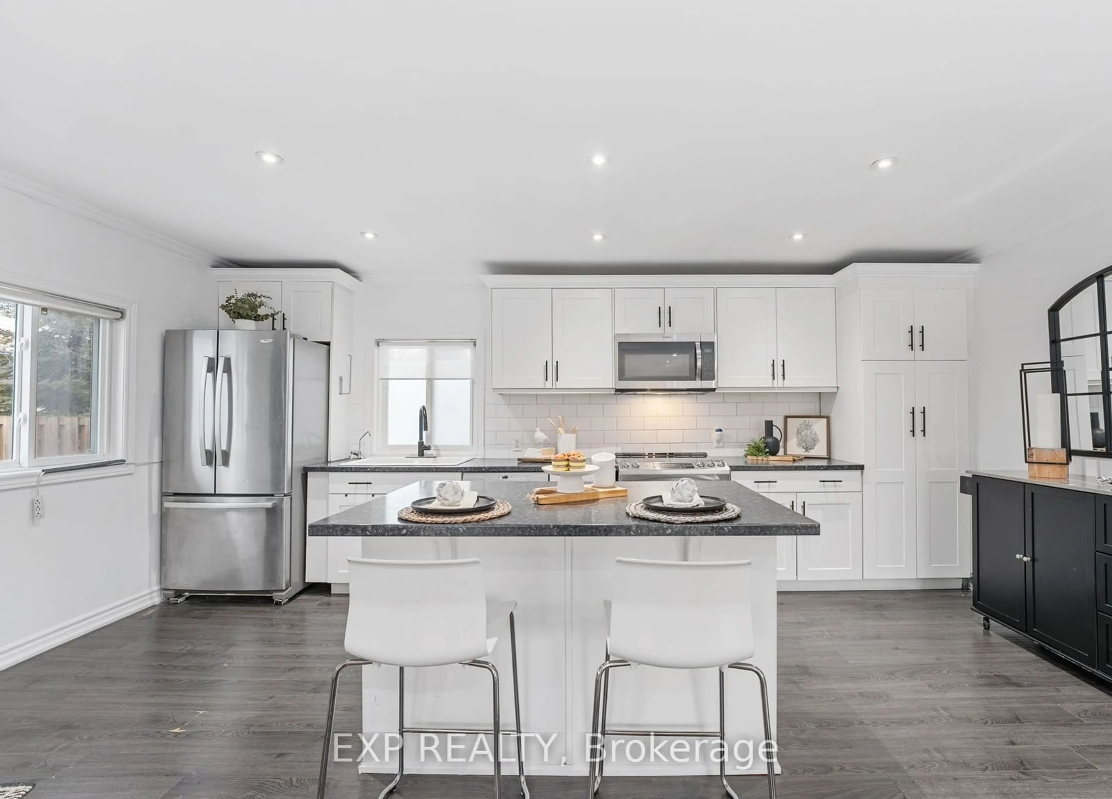 Open concept kitchen, unknown for 1971 Metro Rd, Georgina Ontario L0E 1L0