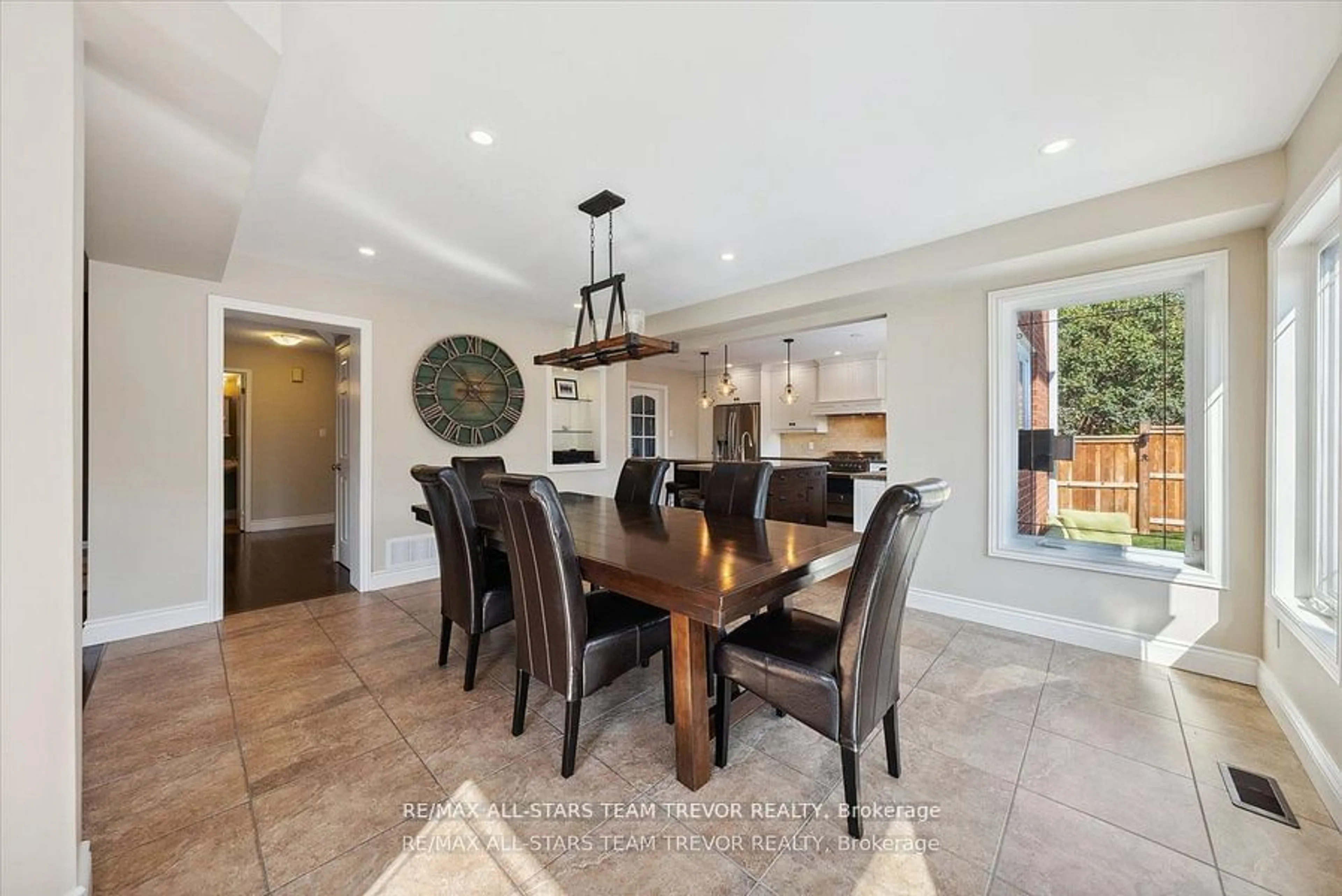 Dining room, ceramic/tile floor for 23 Litner Cres, Georgina Ontario L4P 3V1