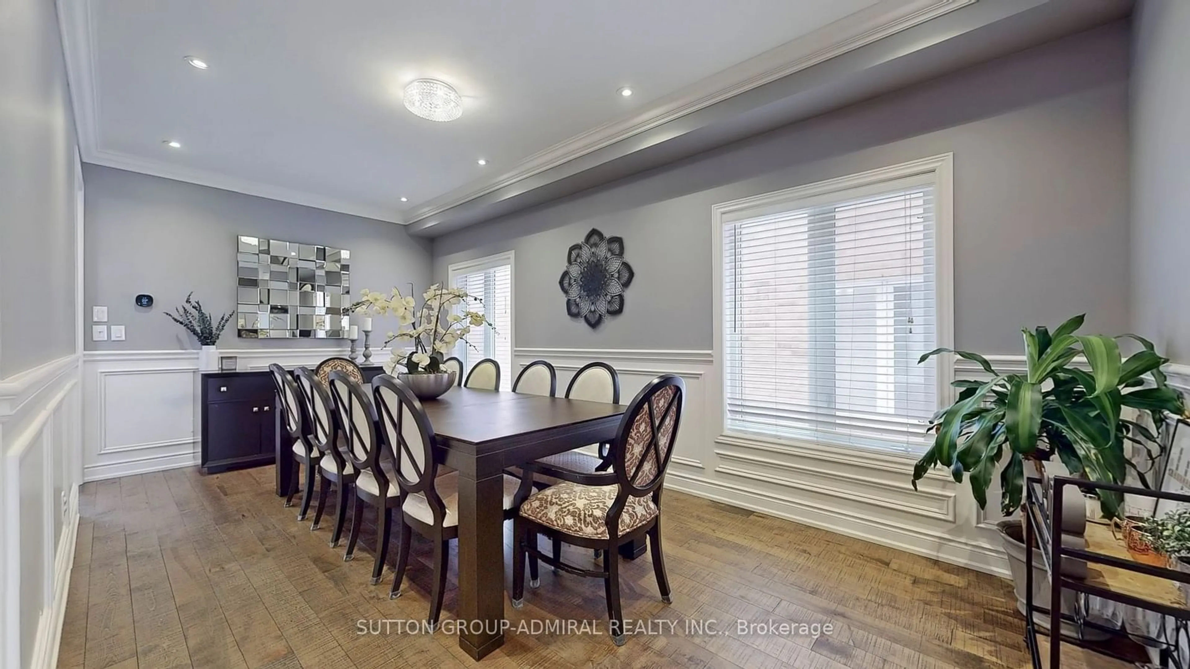 Dining room, wood/laminate floor for 30 White Spruce Cres, Vaughan Ontario L6A 4C5