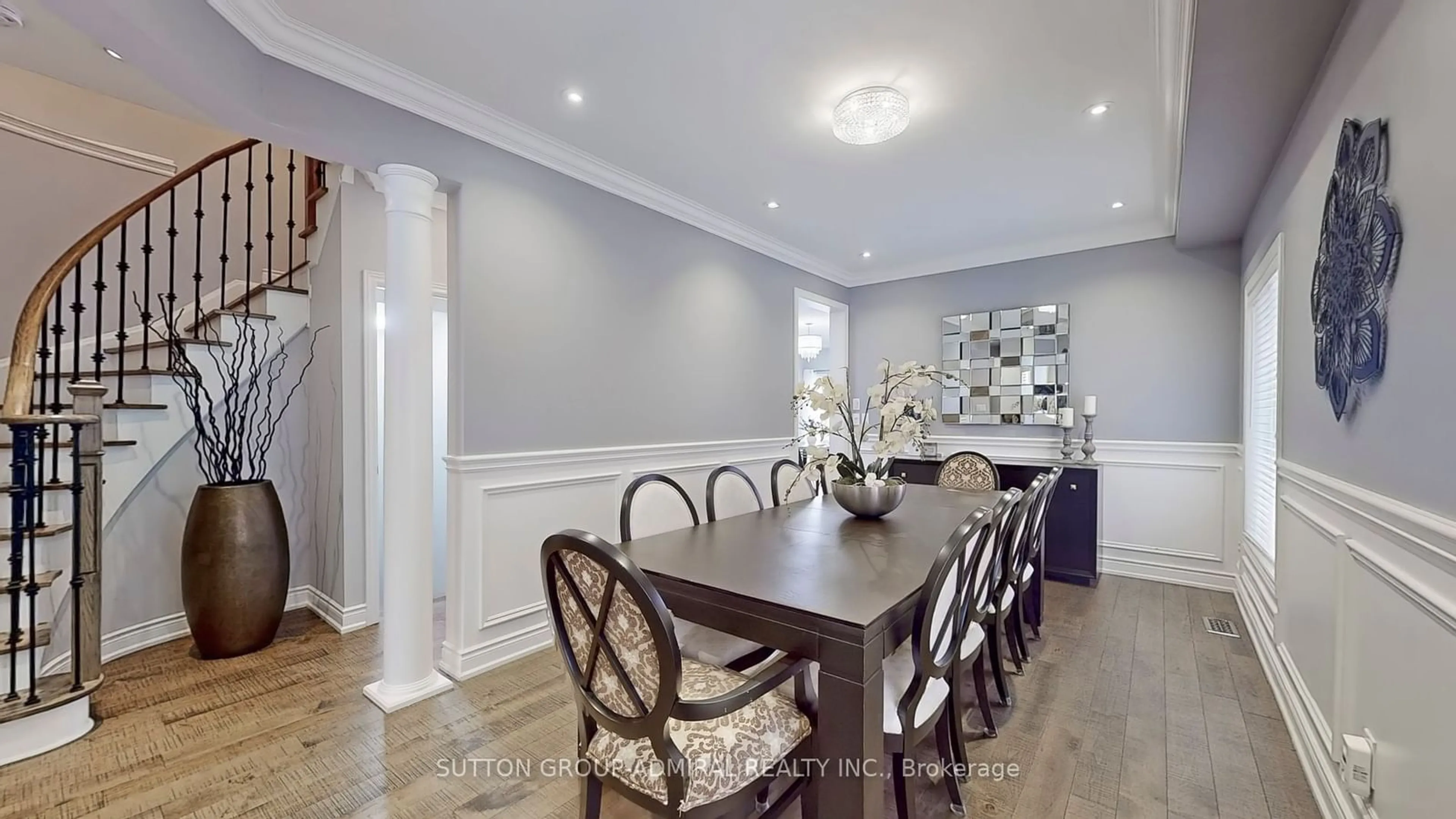 Dining room, wood/laminate floor for 30 White Spruce Cres, Vaughan Ontario L6A 4C5