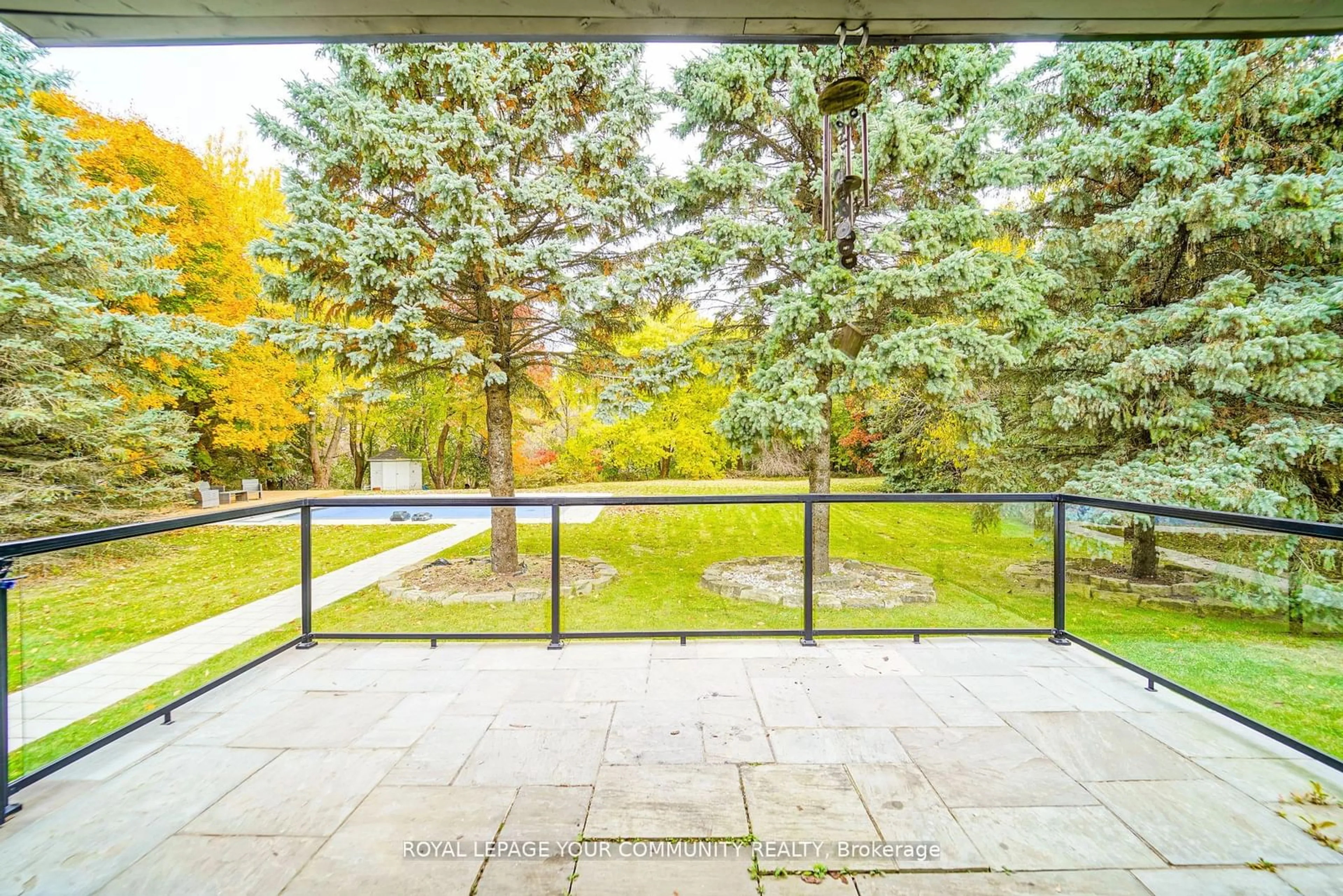 Patio, forest/trees view for 23 Anglin Dr, Richmond Hill Ontario L4E 3M5