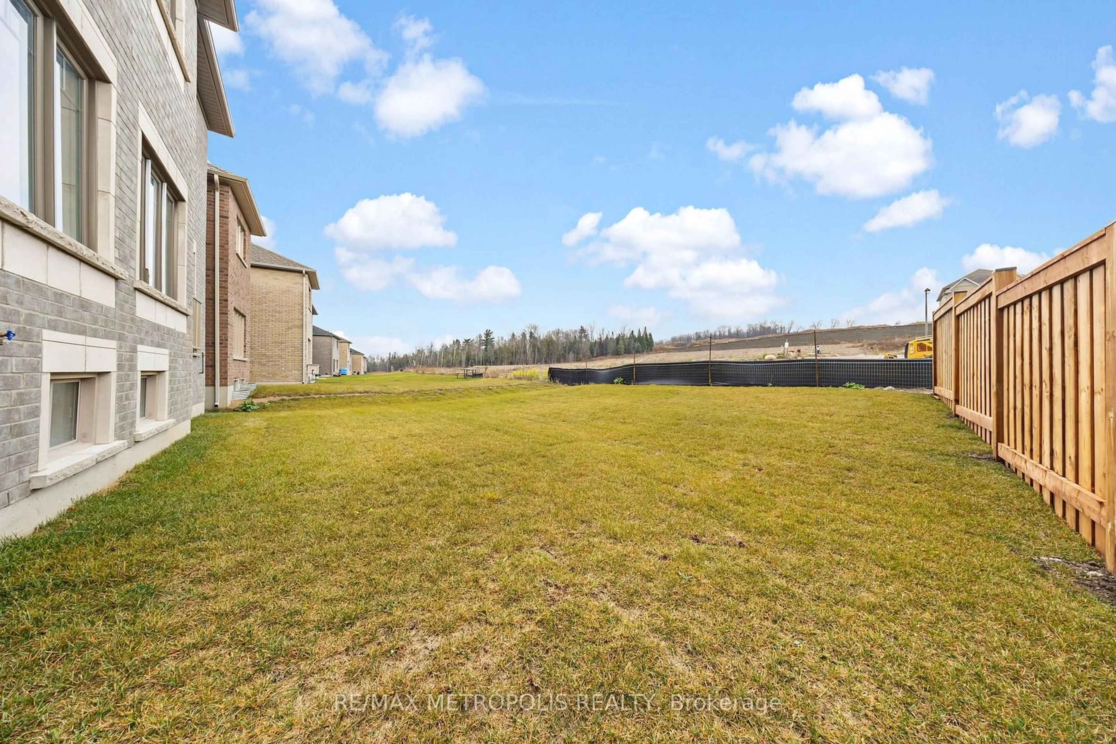 Patio, water/lake/river/ocean view for 115 Kennedy Blvd, New Tecumseth Ontario L9R 0V9