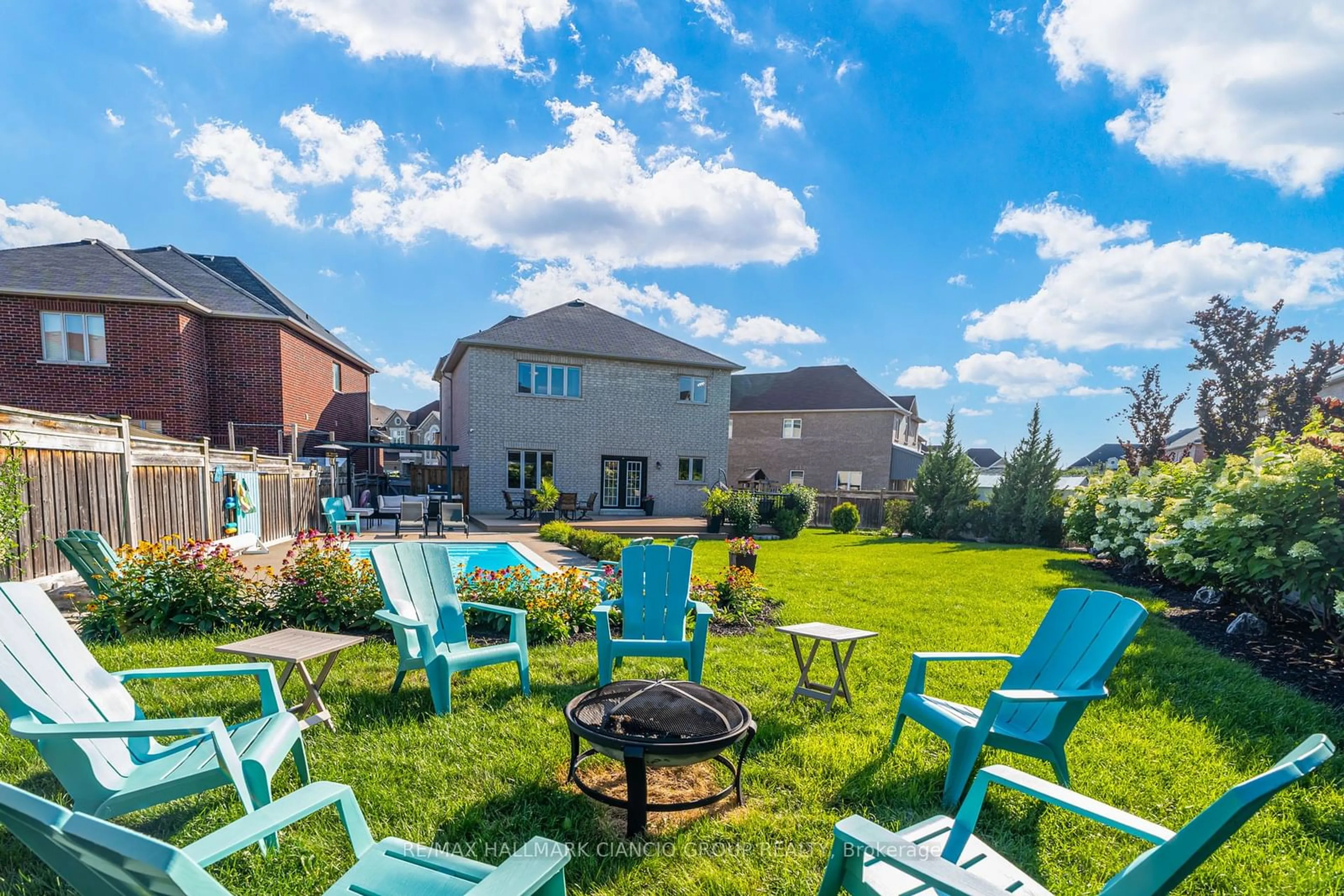 Patio, unknown for 81 Aidan Dr, Vaughan Ontario L4H 0C4