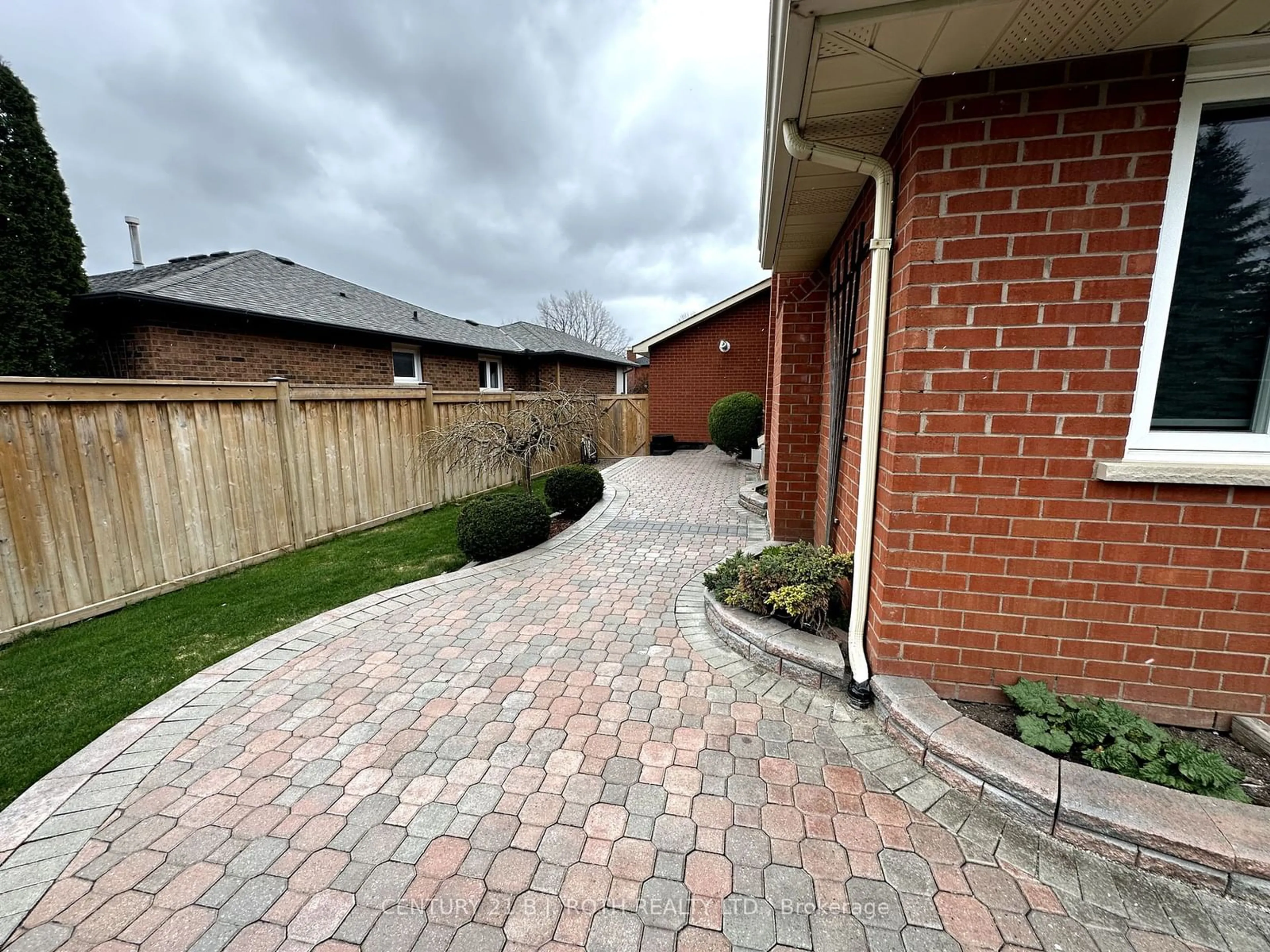 Patio, street for 159 Geoffrey Cres, Whitchurch-Stouffville Ontario L4A 5B8