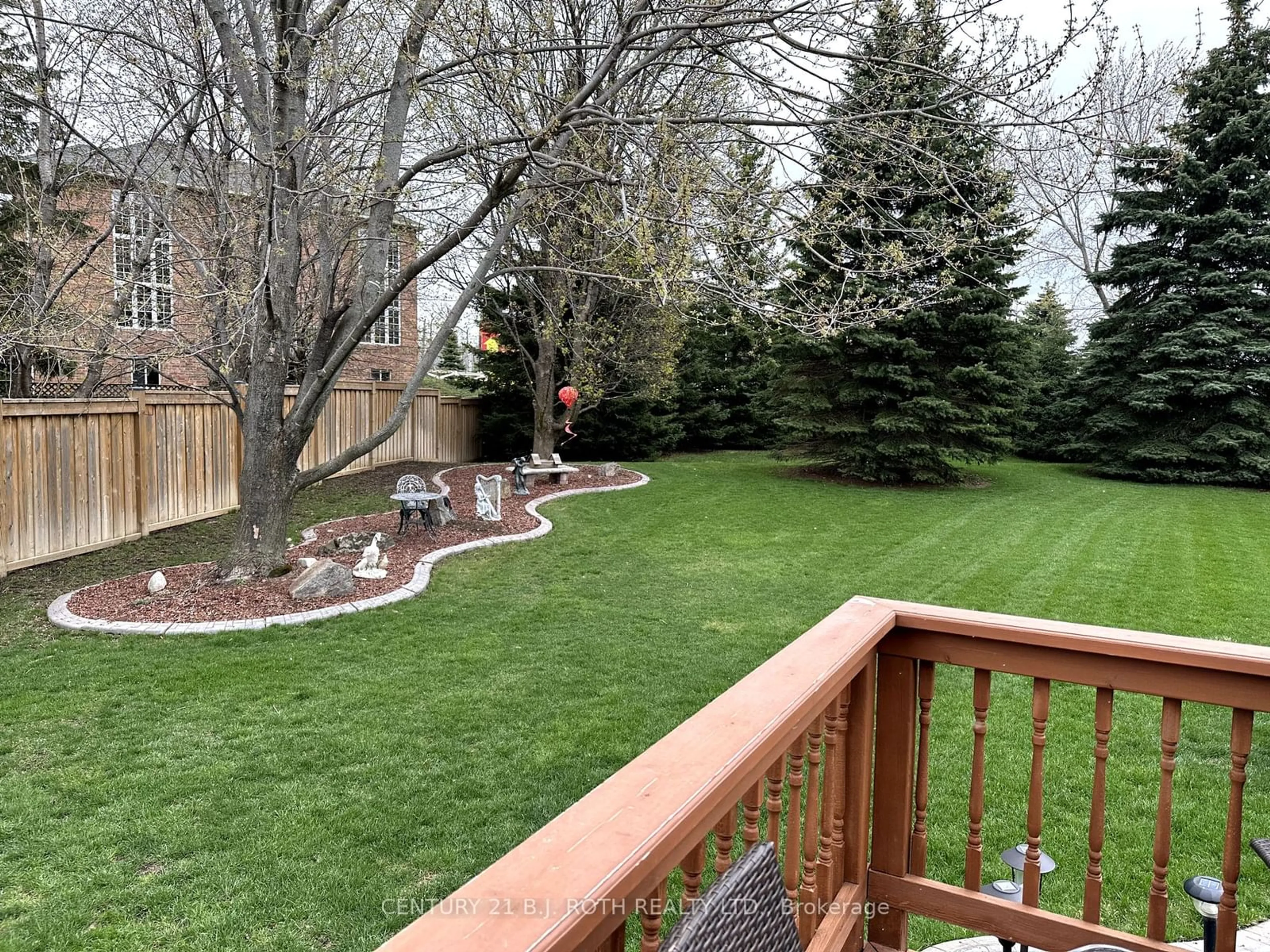 Patio, forest/trees view for 159 Geoffrey Cres, Whitchurch-Stouffville Ontario L4A 5B8