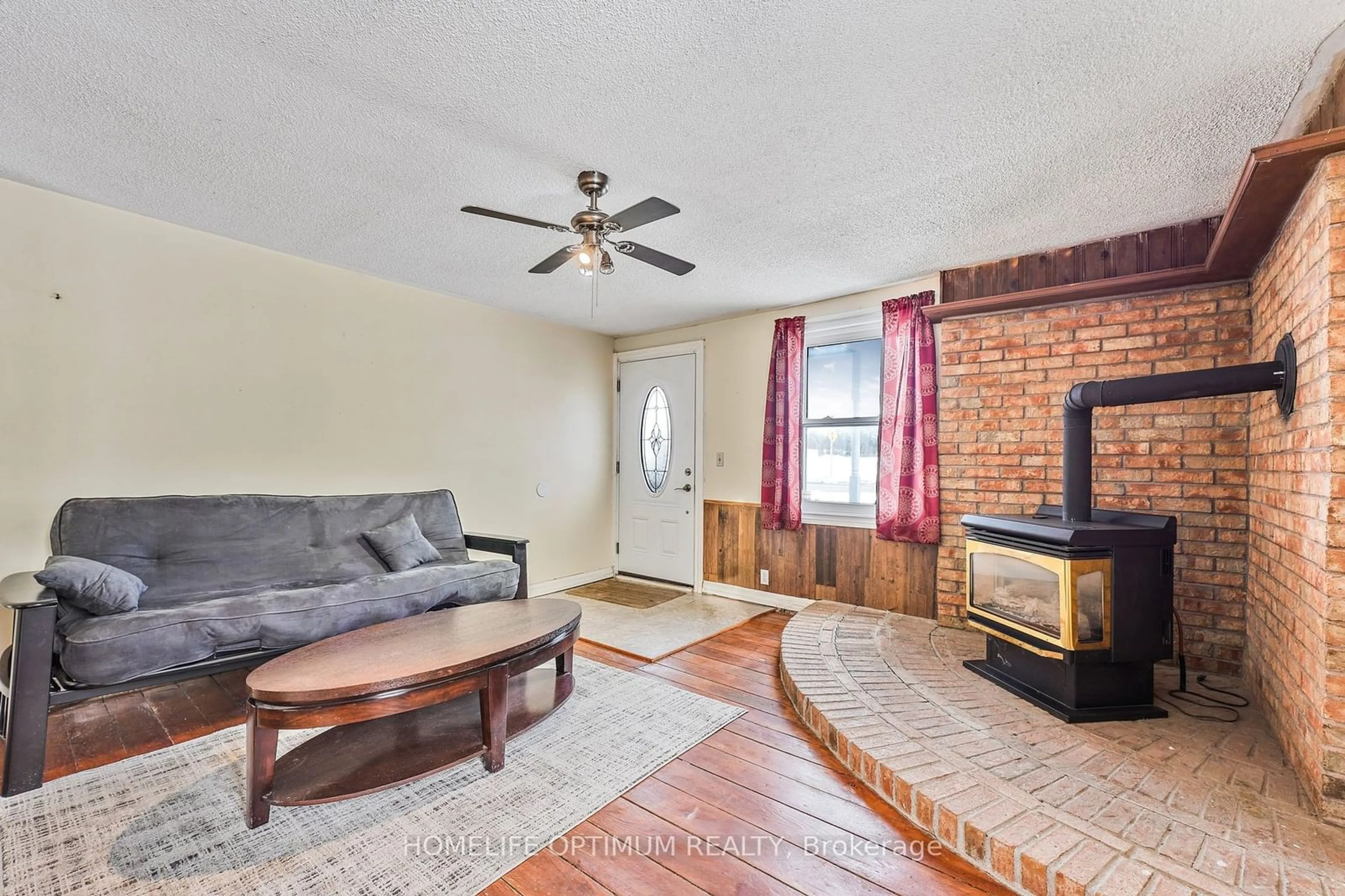 Living room with furniture, unknown for 209 Barrie St, Essa Ontario L0L 2N0