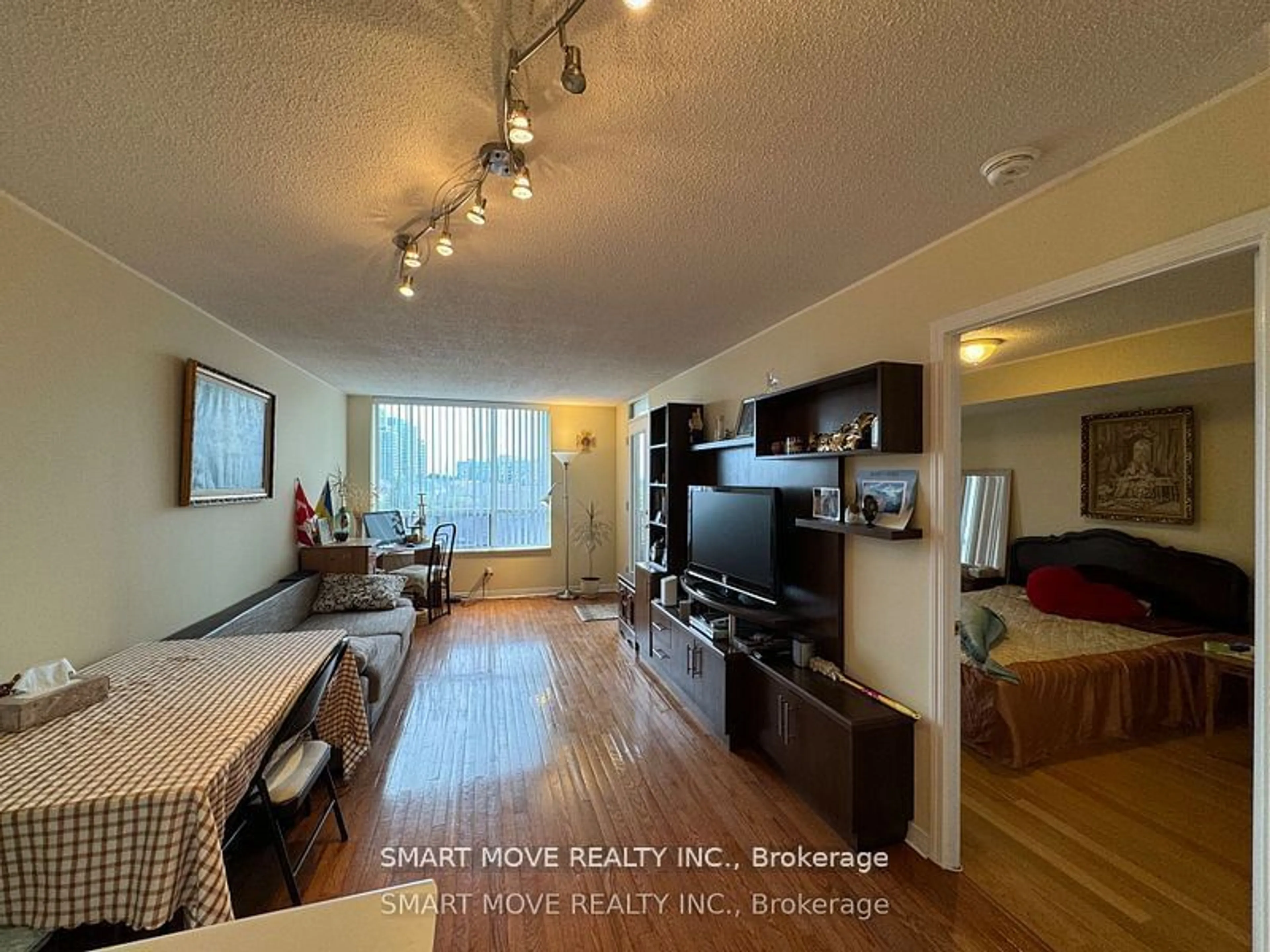 A pic of a room for 19 Northern Heights Dr #508, Richmond Hill Ontario L4B 4M4