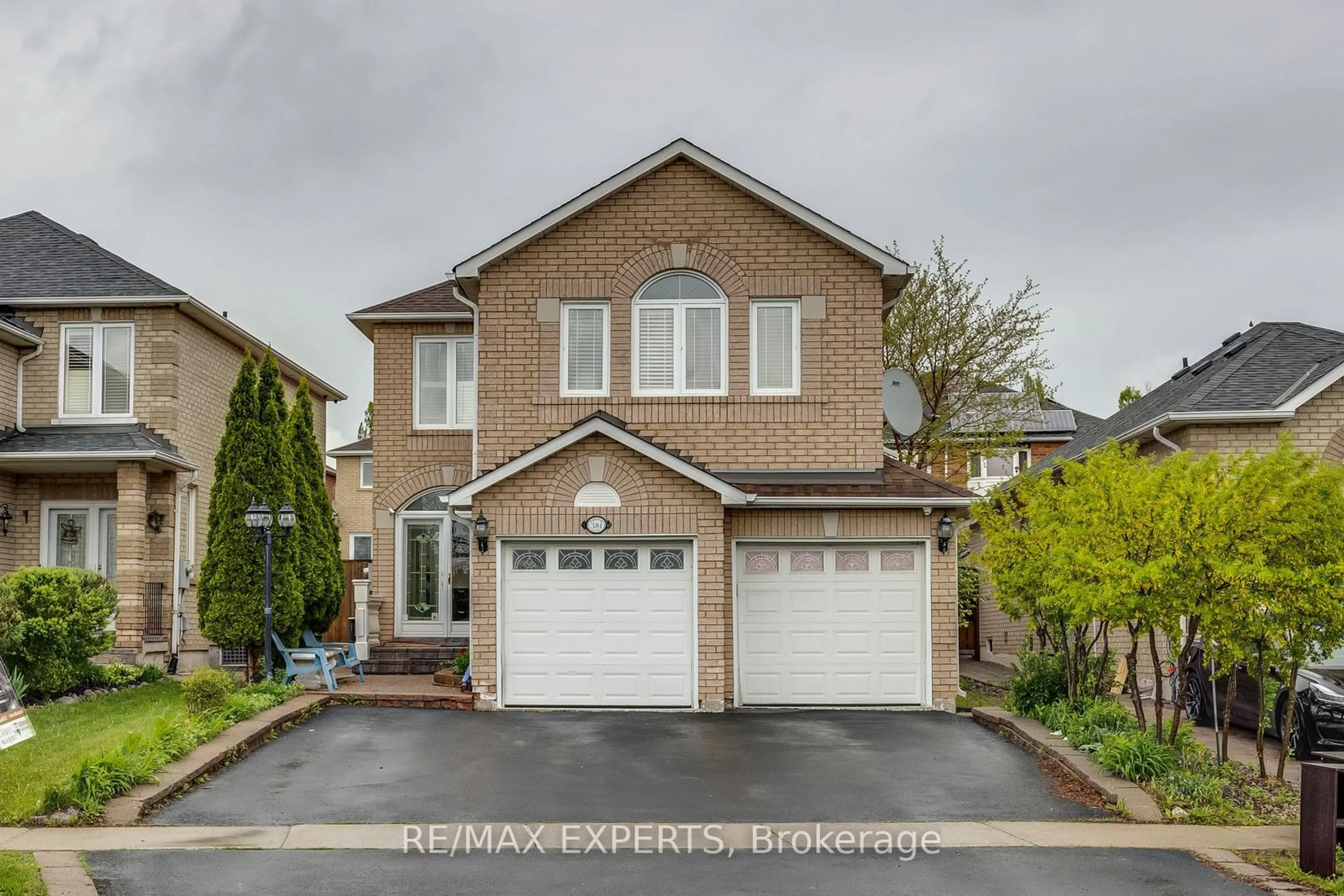 Home with brick exterior material, street for 381 St. Joan Of Arc Ave, Vaughan Ontario L6A 2T3