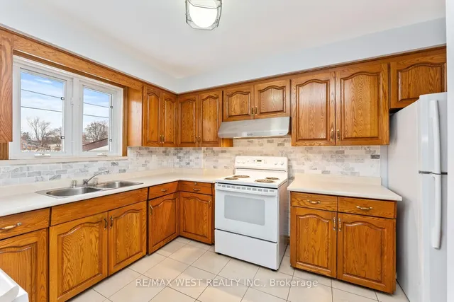 Additional property image - 56 Summitcrest Dr