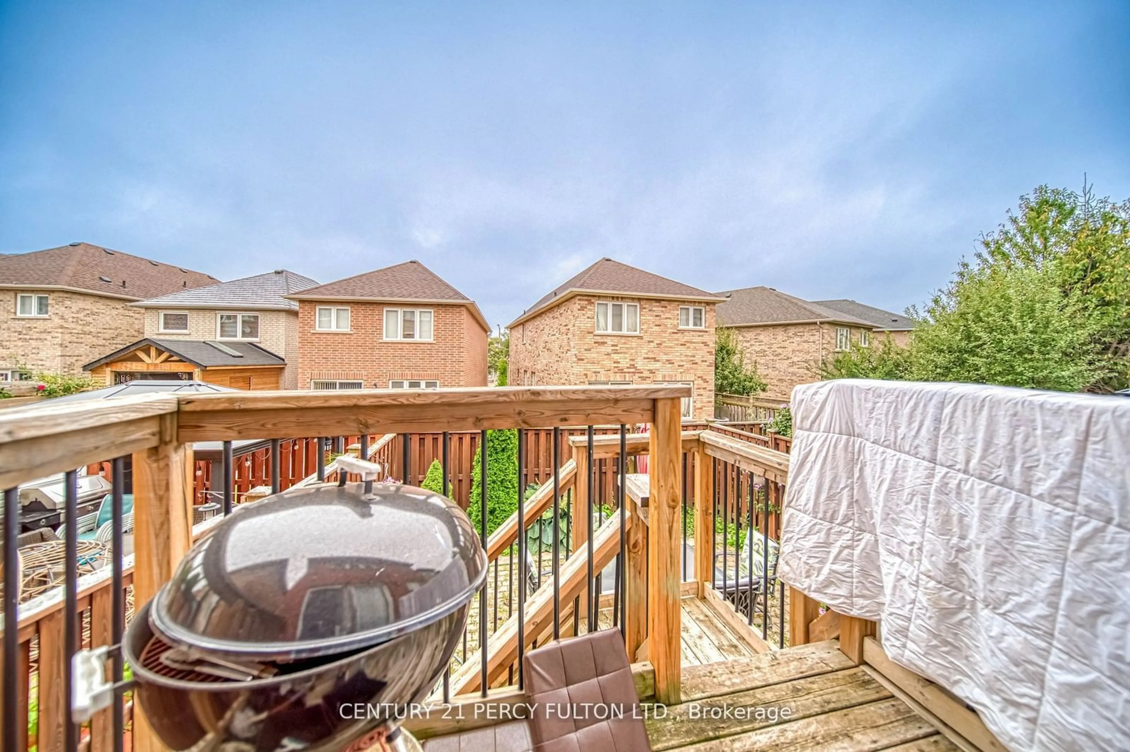 Patio, water/lake/river/ocean view for 107 Venice Gate Dr, Vaughan Ontario L4H 0E8