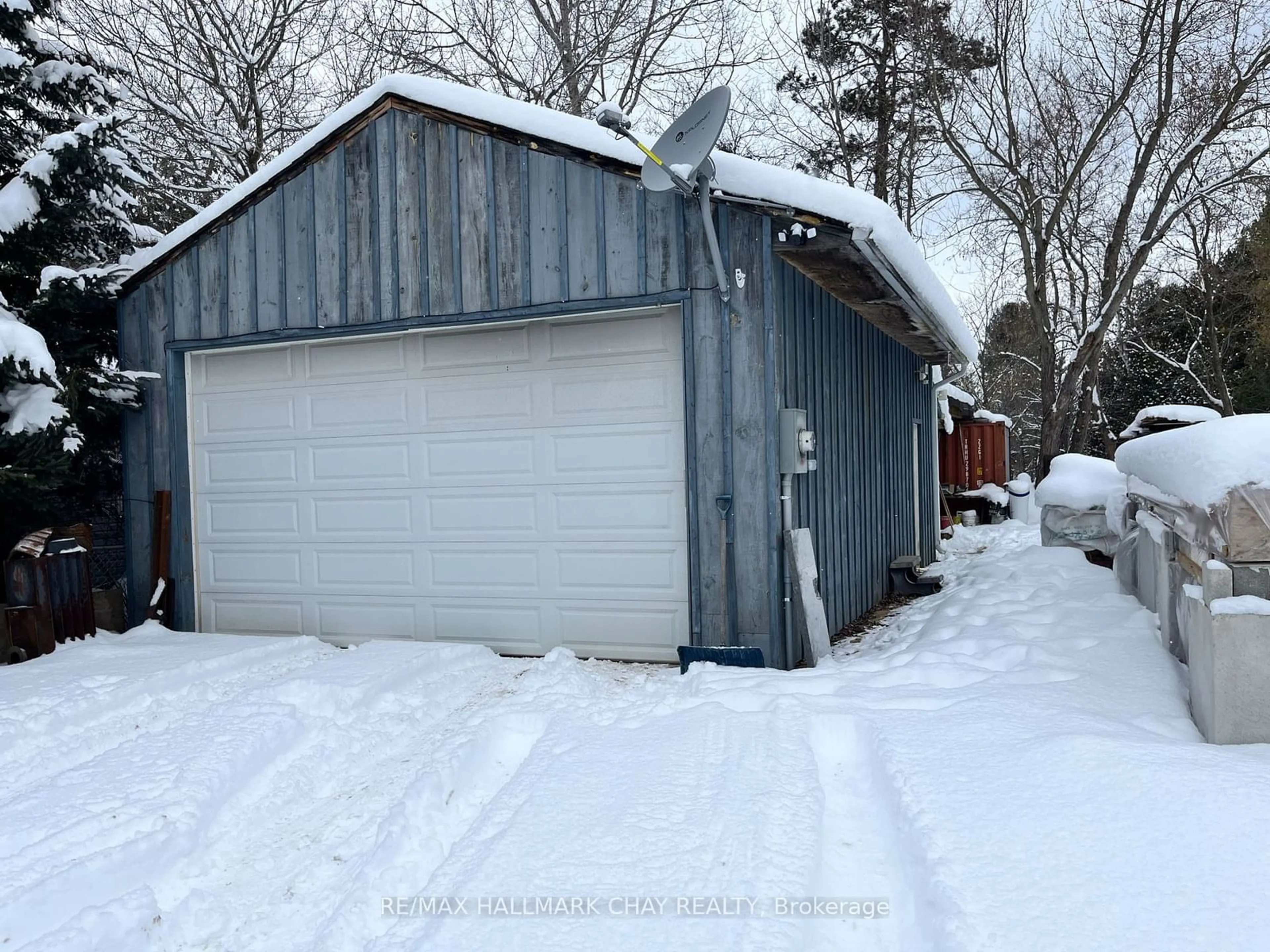 Shed for 8240 Main St, Adjala-Tosorontio Ontario L0M 1M0