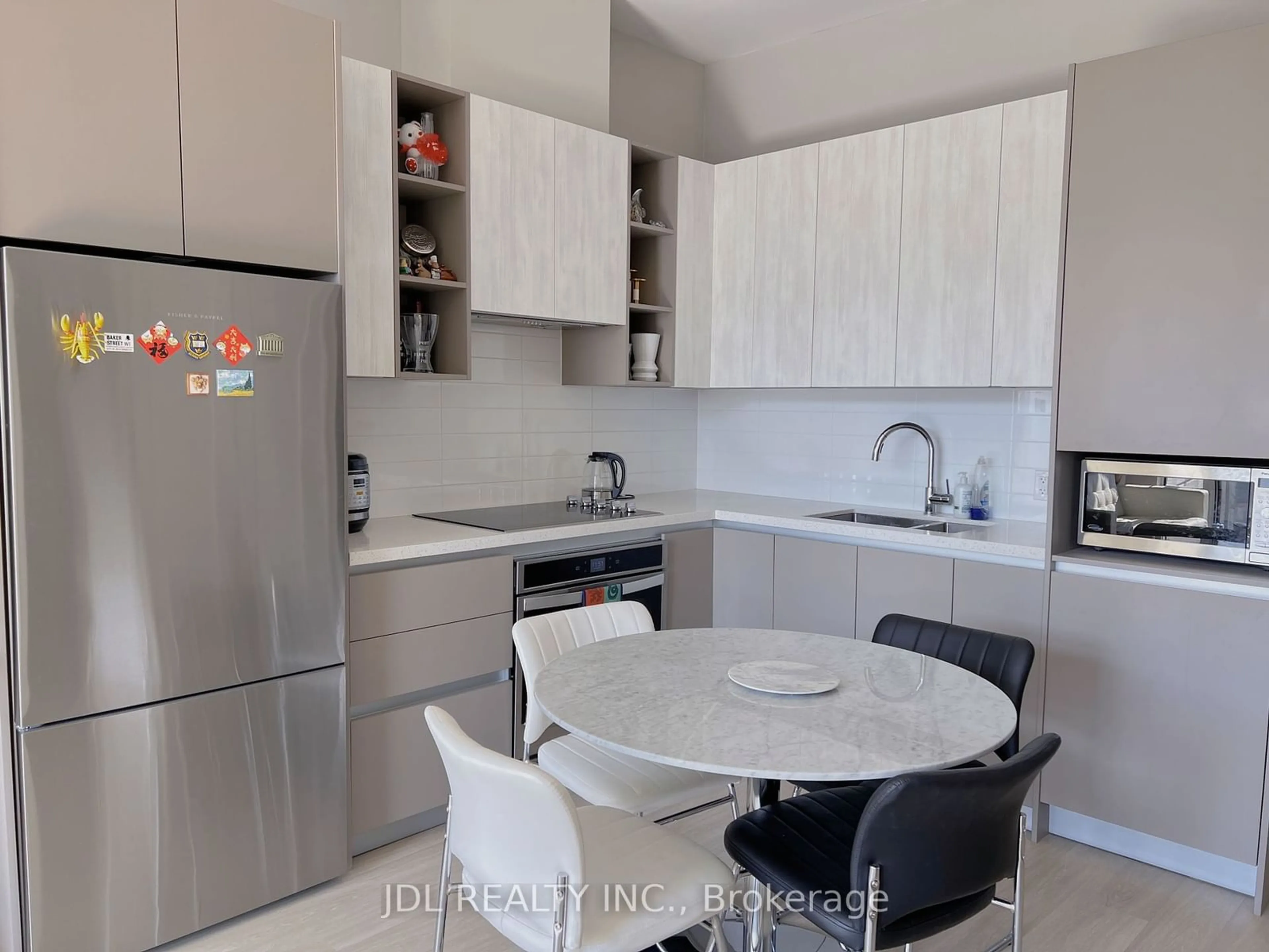 Standard kitchen, unknown for 396 Highway 7 Rd #908, Richmond Hill Ontario L4B 0G7