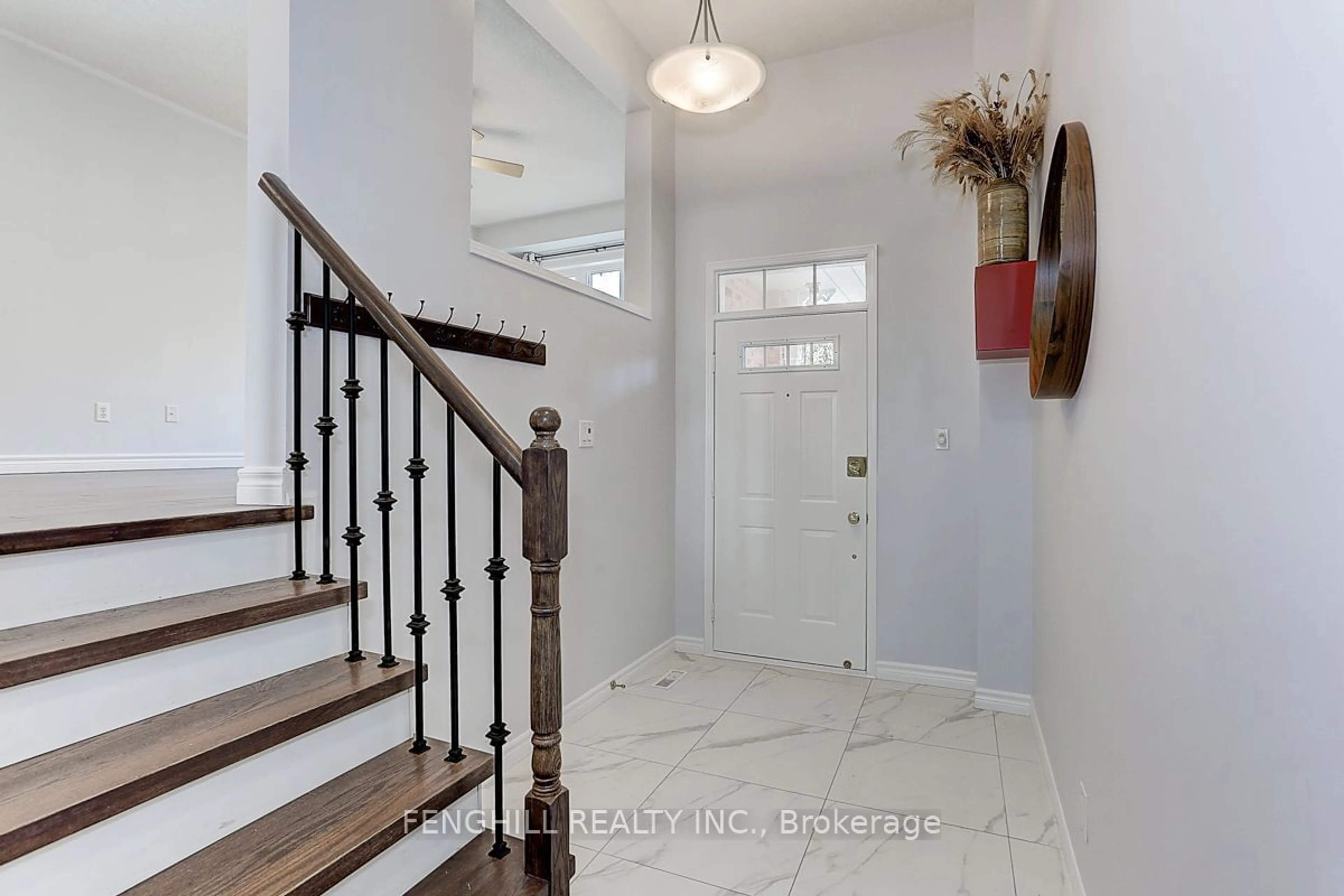 Indoor entryway for 48 Charlotte Angliss Rd, Markham Ontario L3P 7W6