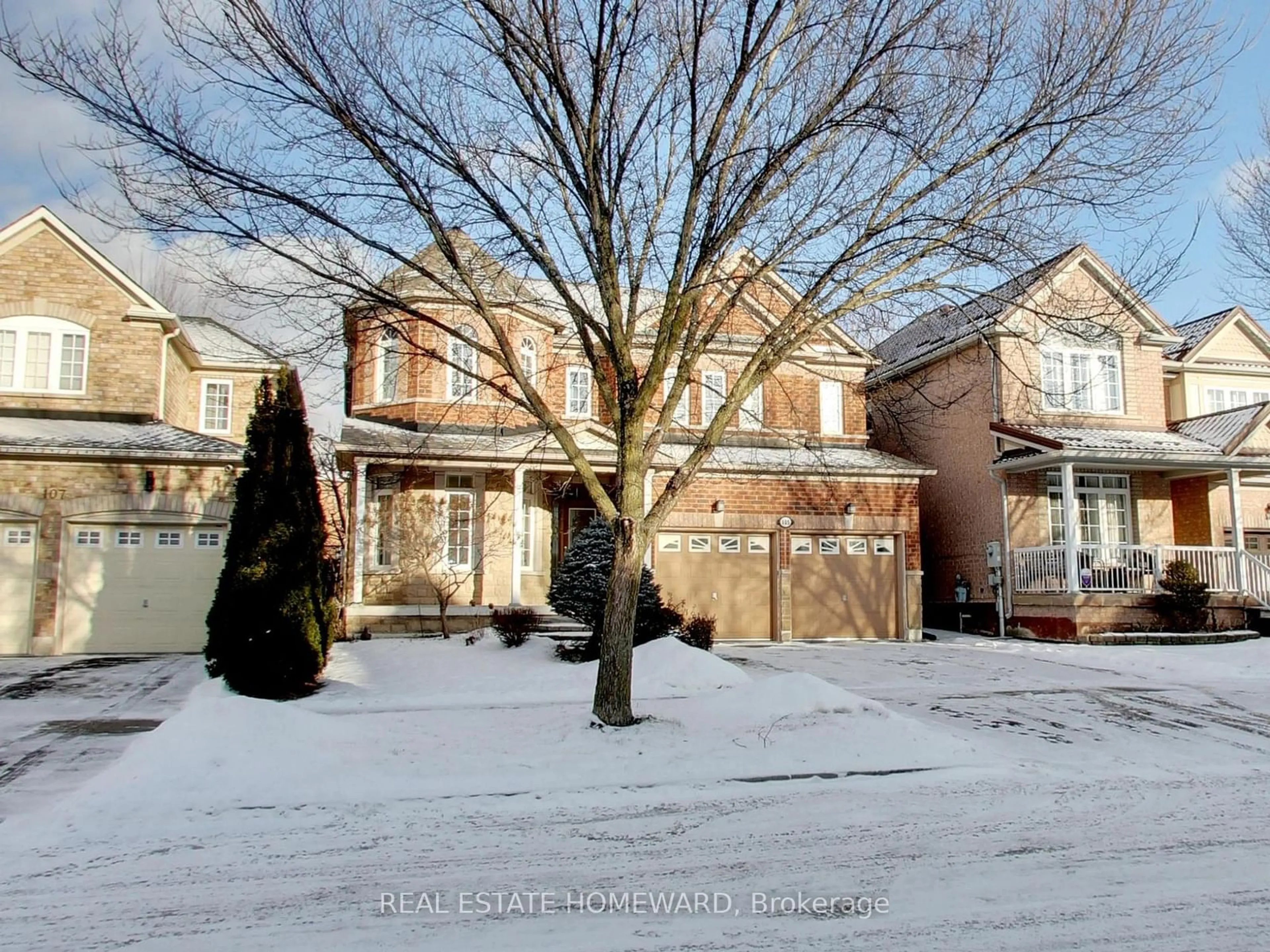 A pic from outside/outdoor area/front of a property/back of a property/a pic from drone, street for 105 Chasser Dr, Markham Ontario L6E 1S7