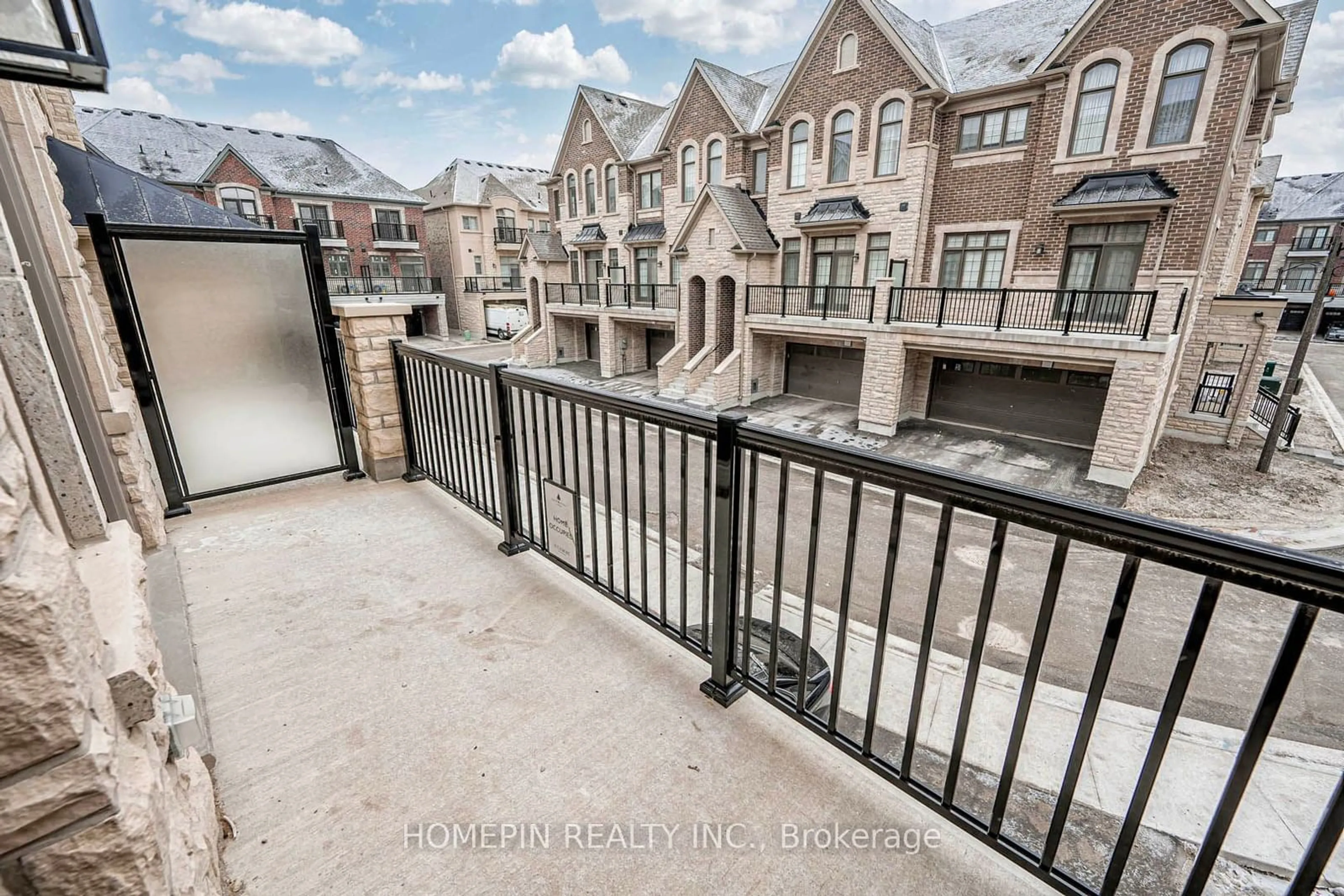 Unknown for 8 Gardeners Lane, Markham Ontario L6C 3L5